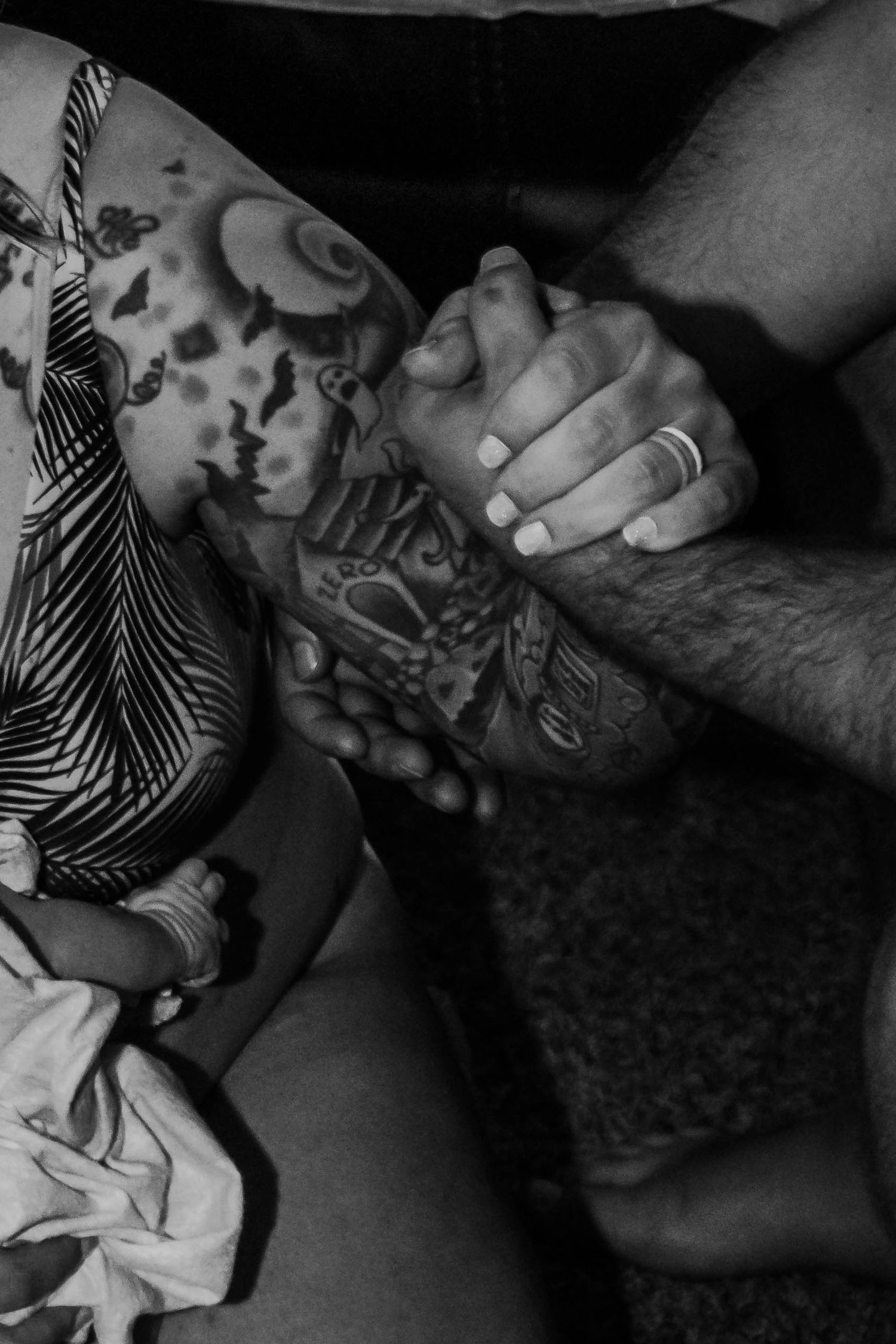 Oahu Hawaii
Birth photographer 
Oahu Hawaii birth photographer
Oahu Hawaii photographer 
In home Oahu birth photographer