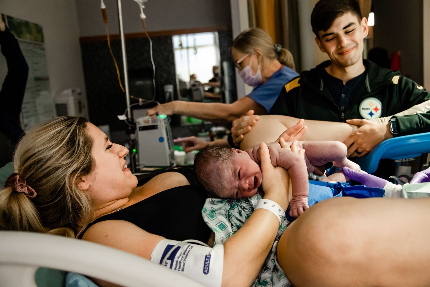 Oahu Hawaii
Birth photographer 
Oahu Hawaii birth photographer
Oahu Hawaii photographer 
In home Oahu birth photographer