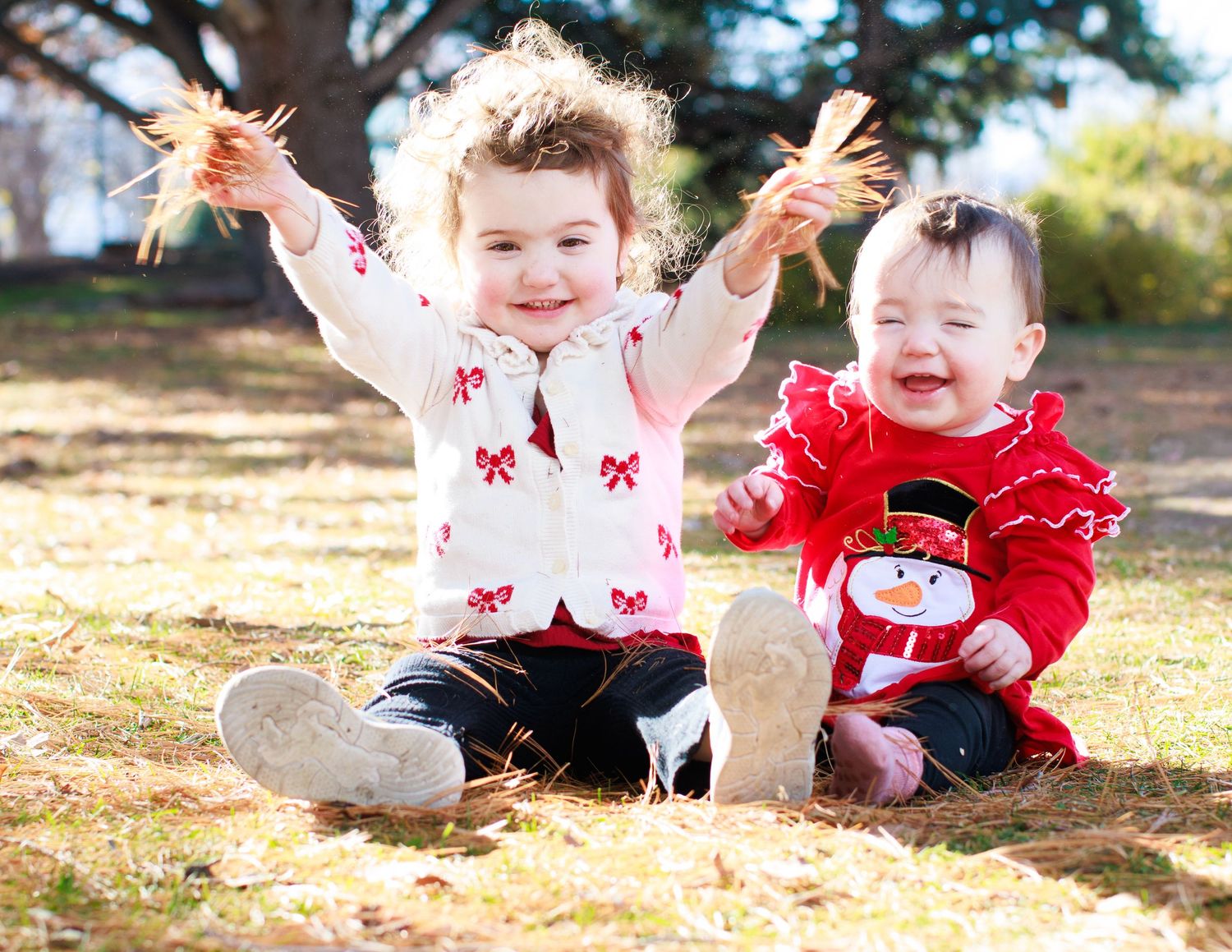 landscape children photo smiling playing with grass holiday outfits