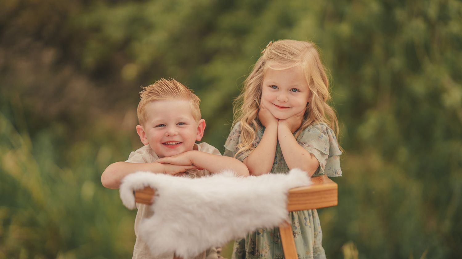 Pineroots Photography captures weddings, newborns, seniors, families & more in Ephrata, Moses Lake, Quincy, Soap Lake & George, WA.