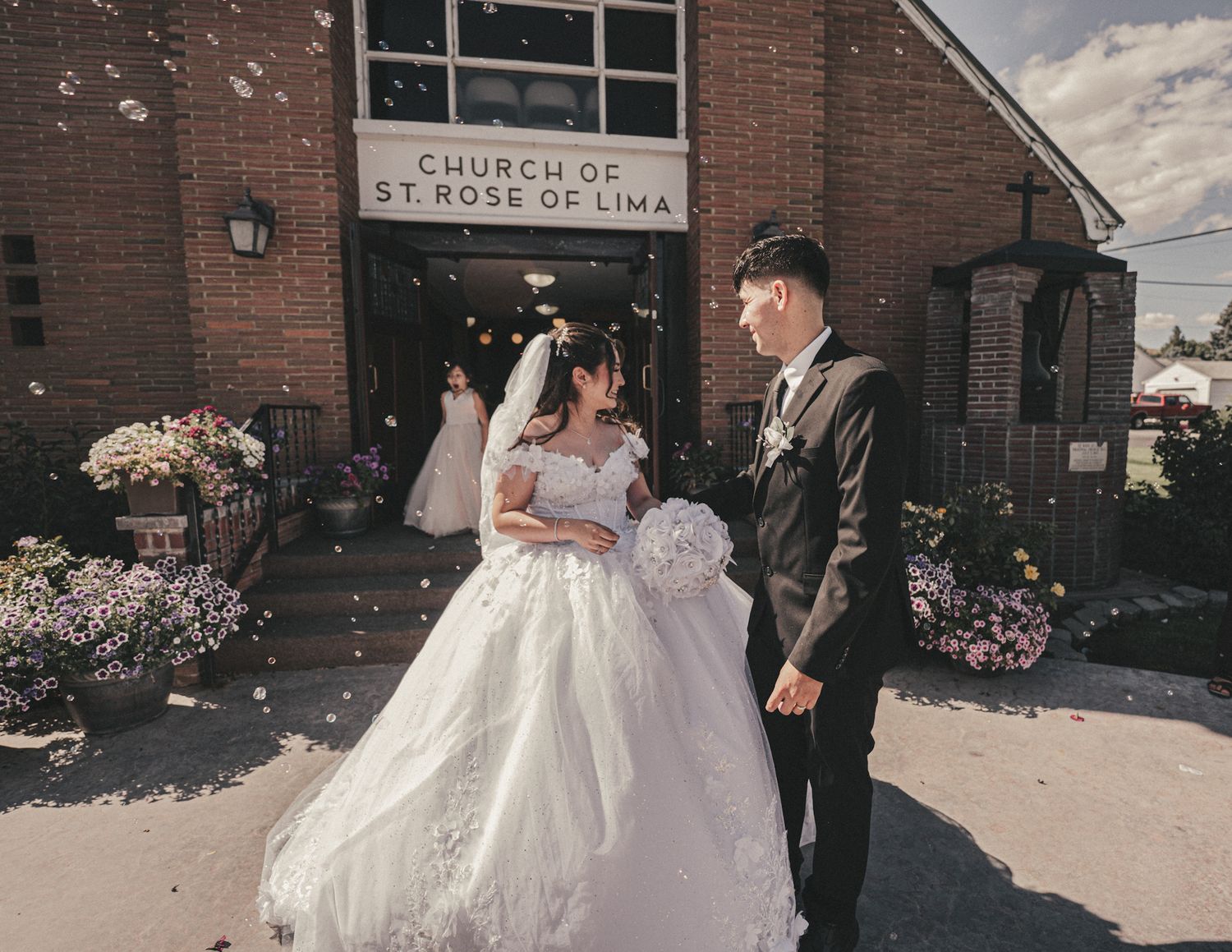 Pineroots Photography captures weddings, newborns, seniors, families & more in Ephrata, Moses Lake, Quincy, Soap Lake & George, WA.