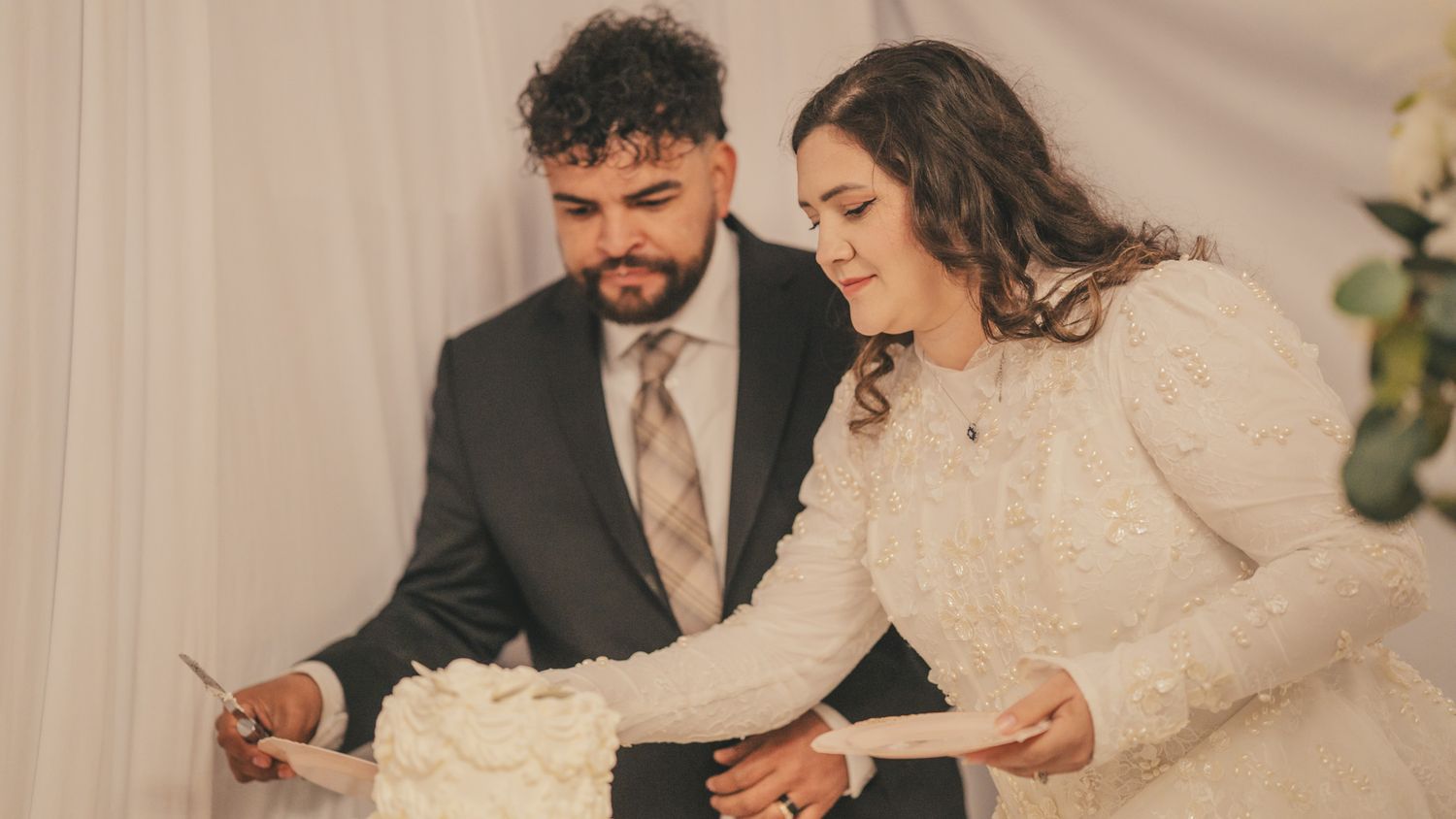 Pineroots Photography captures weddings, newborns, seniors, families & more in Ephrata, Moses Lake, Quincy, Soap Lake & George, WA.