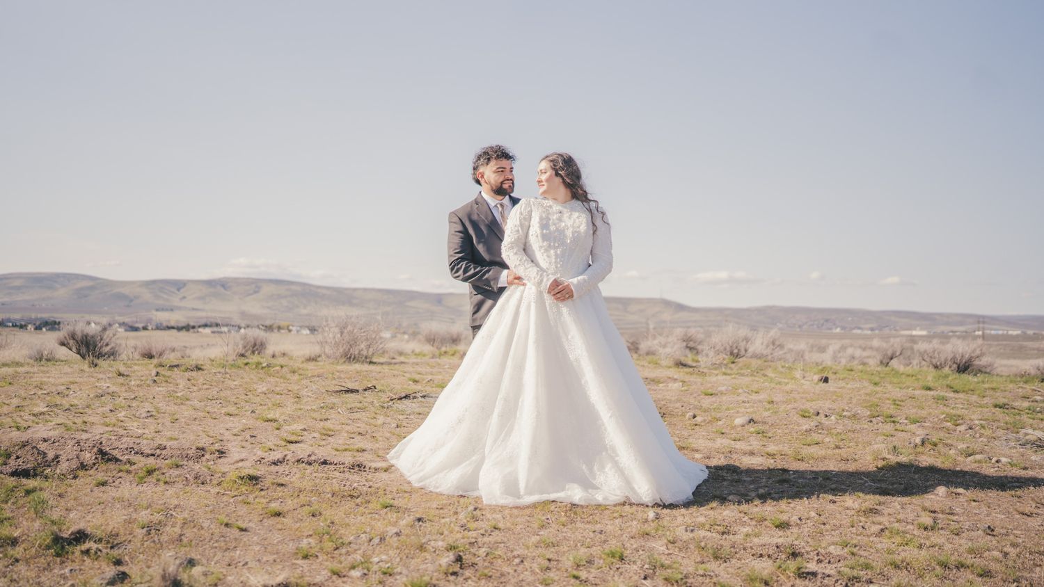 Pineroots Photography captures weddings, newborns, seniors, families & more in Ephrata, Moses Lake, Quincy, Soap Lake & George, WA.