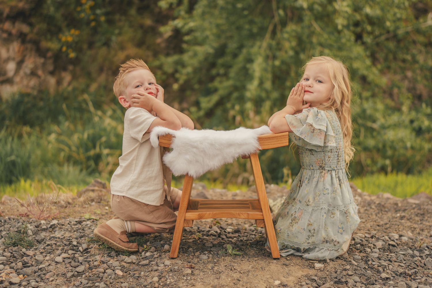 Pineroots Photography captures weddings, newborns, seniors, families & more in Ephrata, Moses Lake, Quincy, Soap Lake & George, WA.