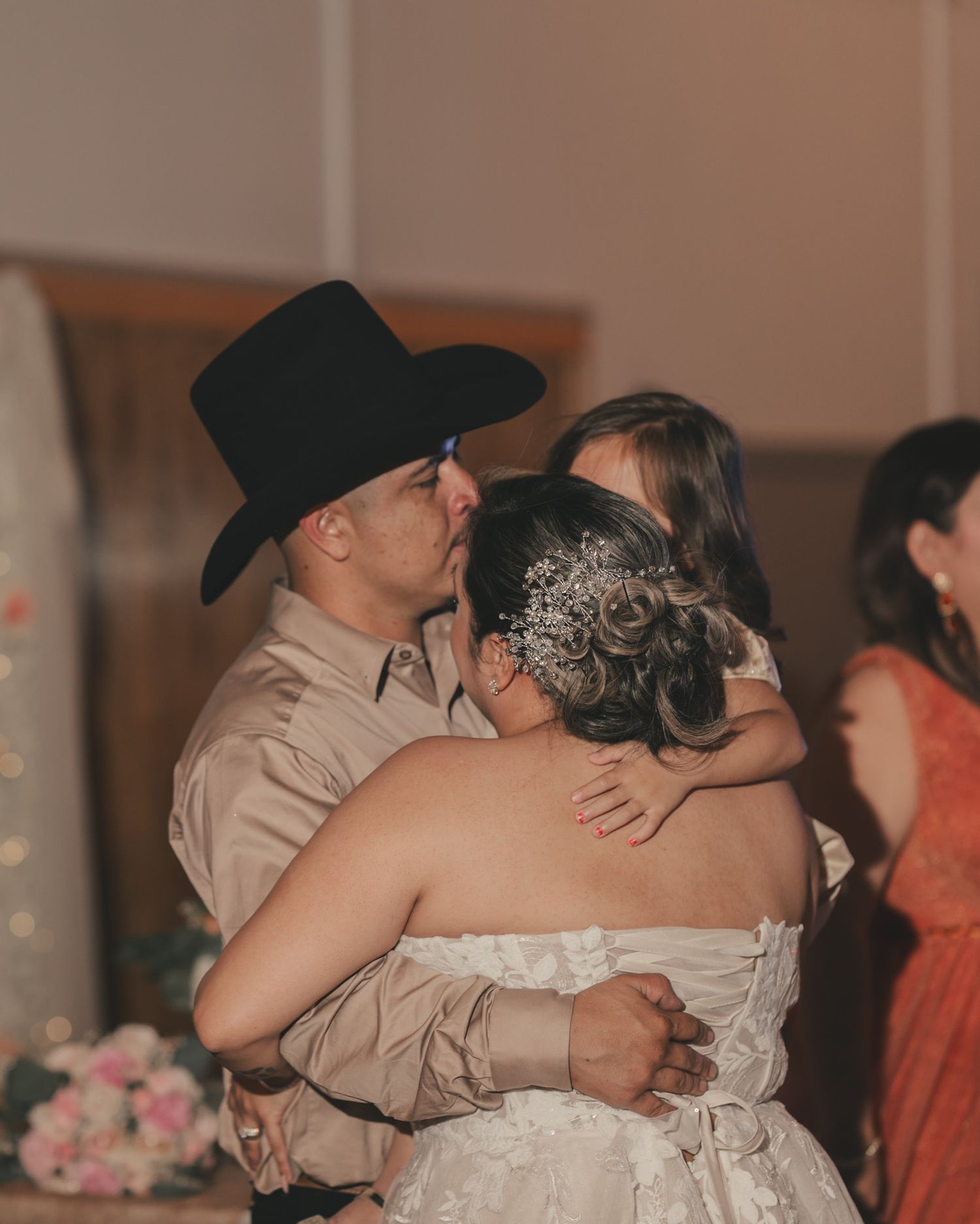 Pineroots Photography captures weddings, newborns, seniors, families & more in Ephrata, Moses Lake, Quincy, Soap Lake & George, WA.