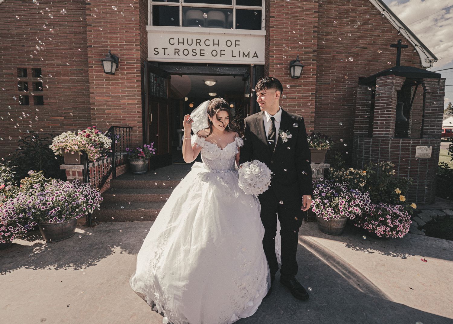 Pineroots Photography captures weddings, newborns, seniors, families & more in Ephrata, Moses Lake, Quincy, Soap Lake & George, WA.
