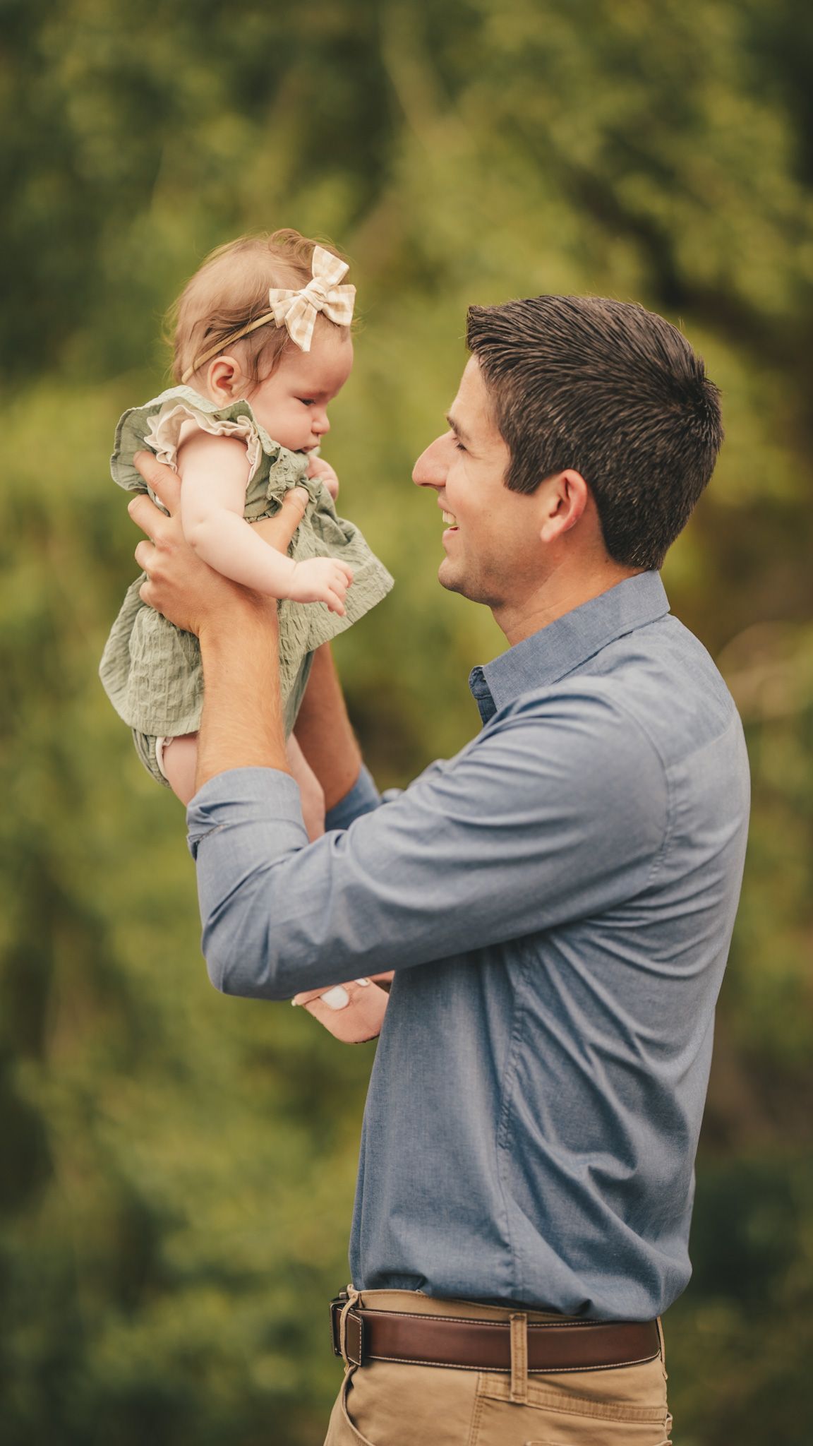 Pineroots Photography captures weddings, newborns, seniors, families & more in Ephrata, Moses Lake, Quincy, Soap Lake & George, WA.