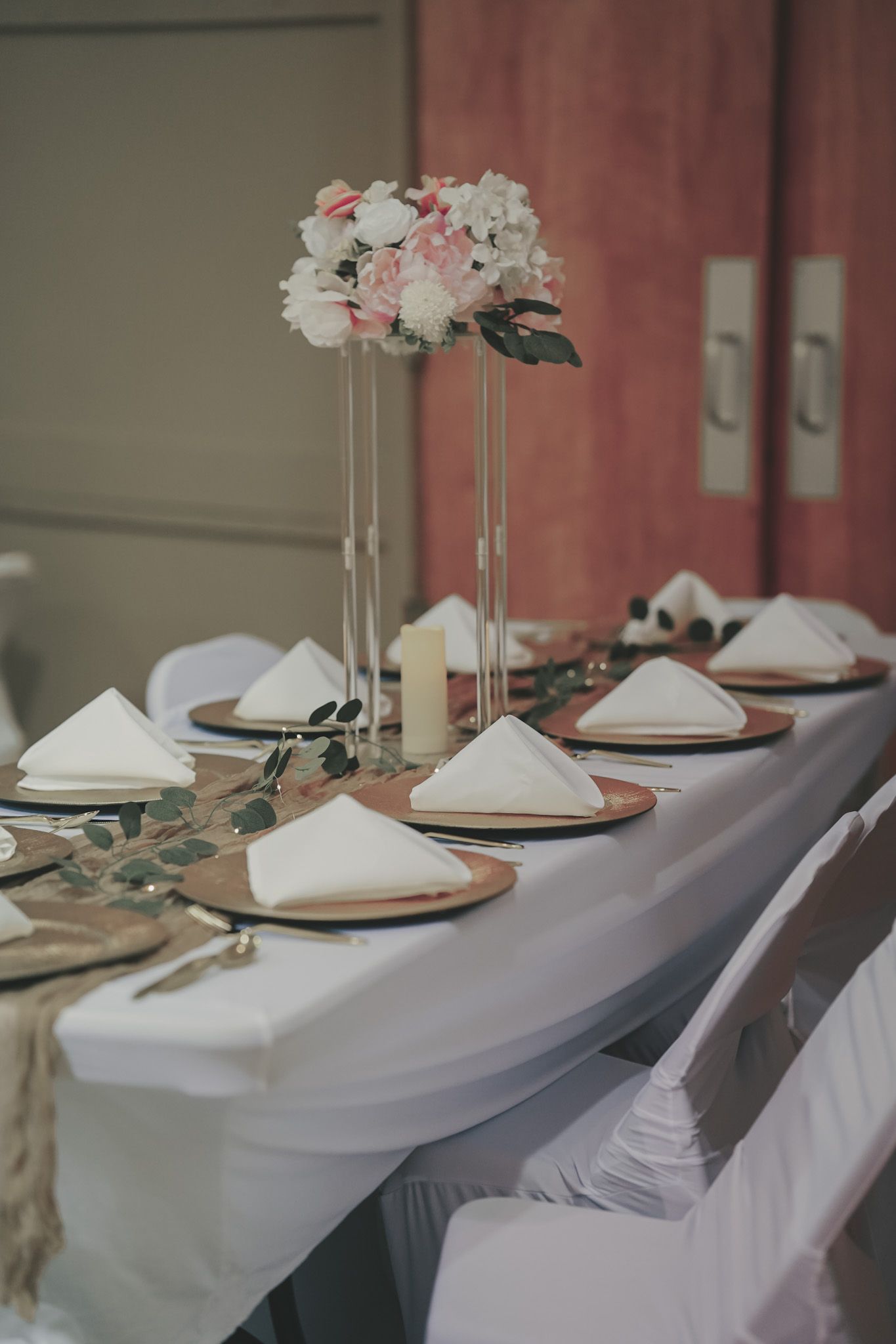 Pineroots Photography captures weddings, newborns, seniors, families & more in Ephrata, Moses Lake, Quincy, Soap Lake & George, WA.