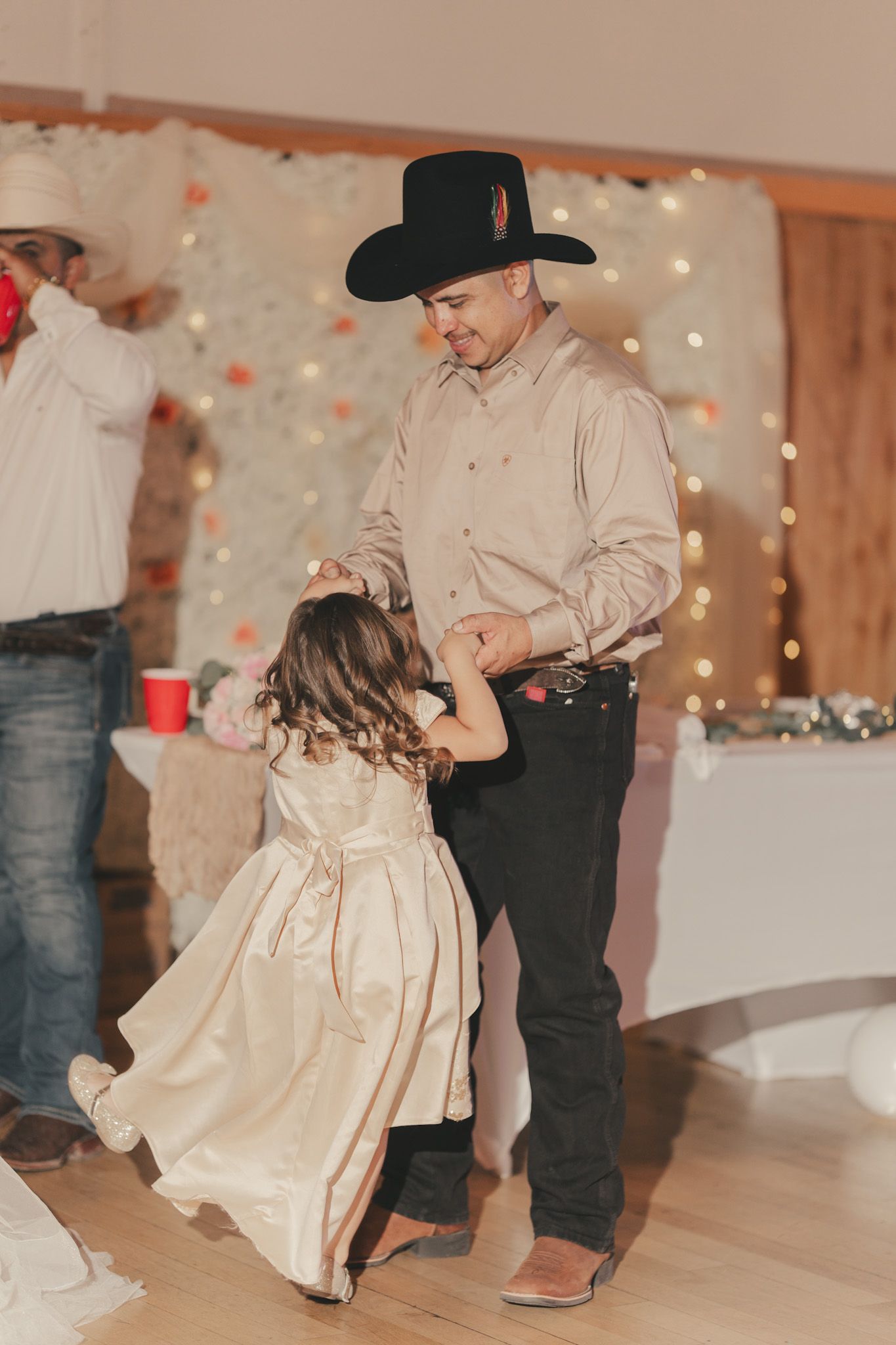 Pineroots Photography captures weddings, newborns, seniors, families & more in Ephrata, Moses Lake, Quincy, Soap Lake & George, WA.