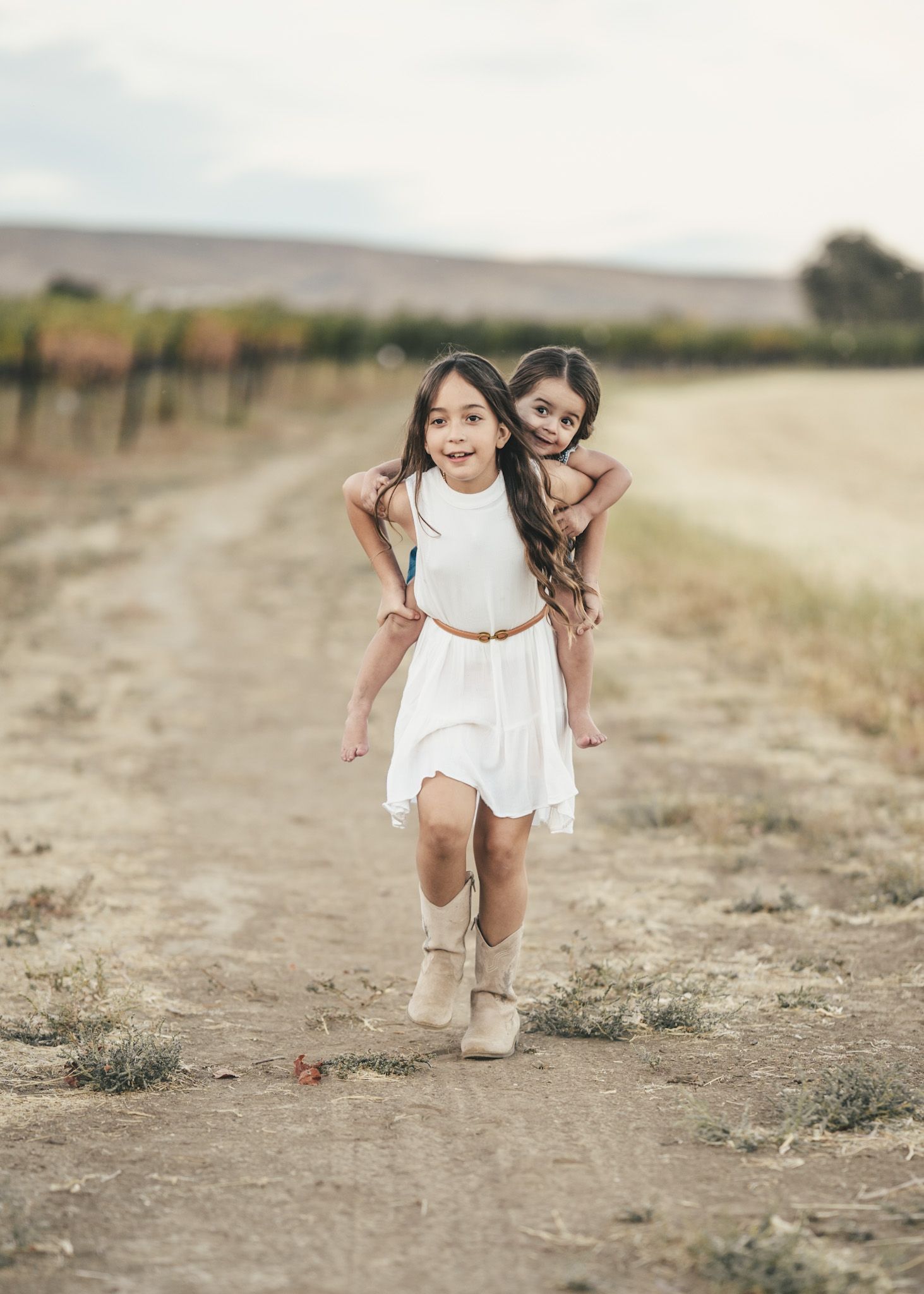 Pineroots Photography captures weddings, newborns, seniors, families & more in Ephrata, Moses Lake, Quincy, Soap Lake & George, WA.