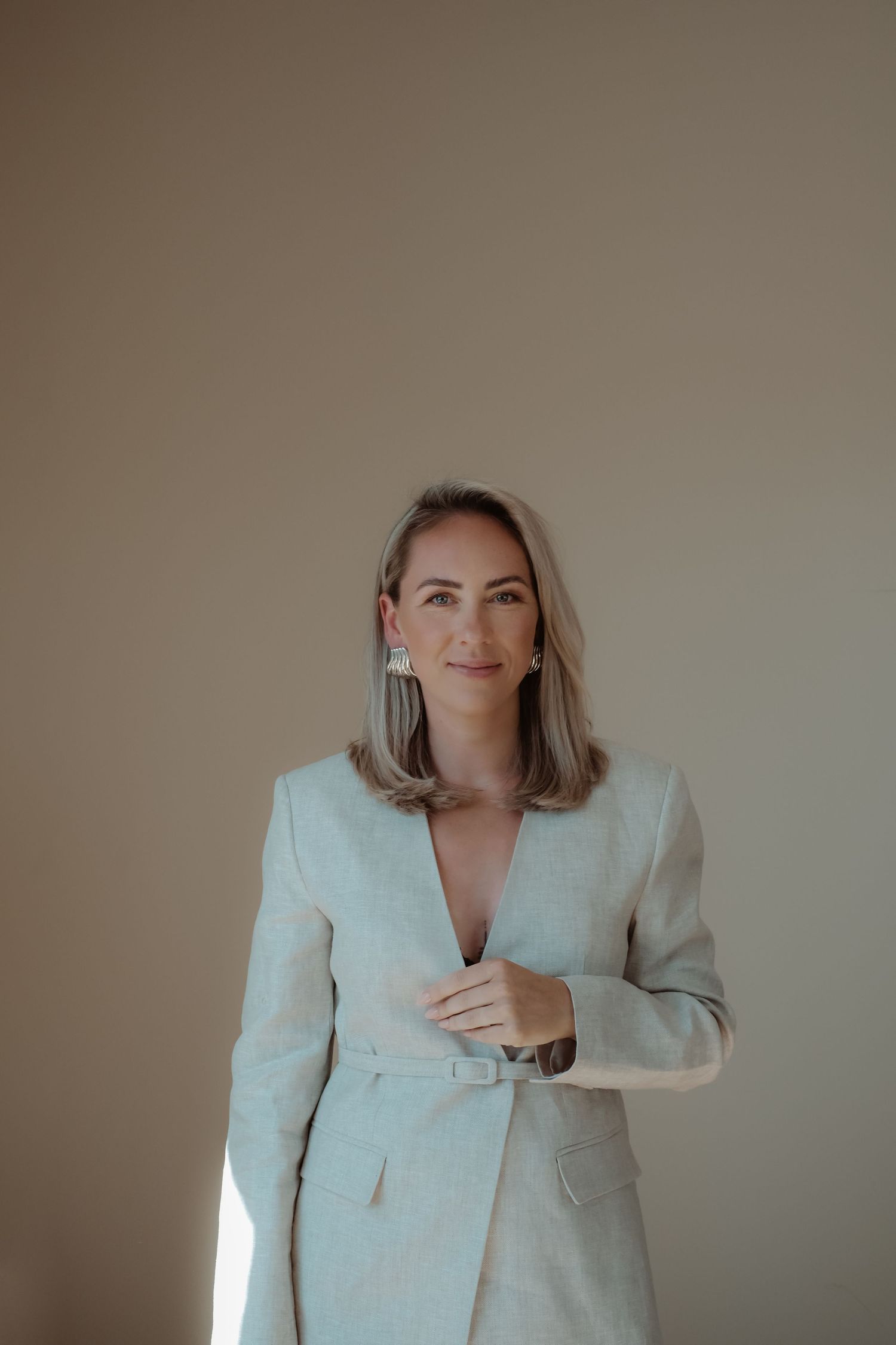 Vrouw tijdens een professionele personal branding fotoshoot