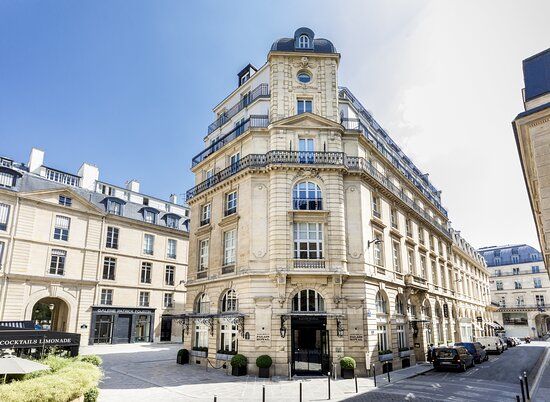 Grand Hotel Du Palais Royal