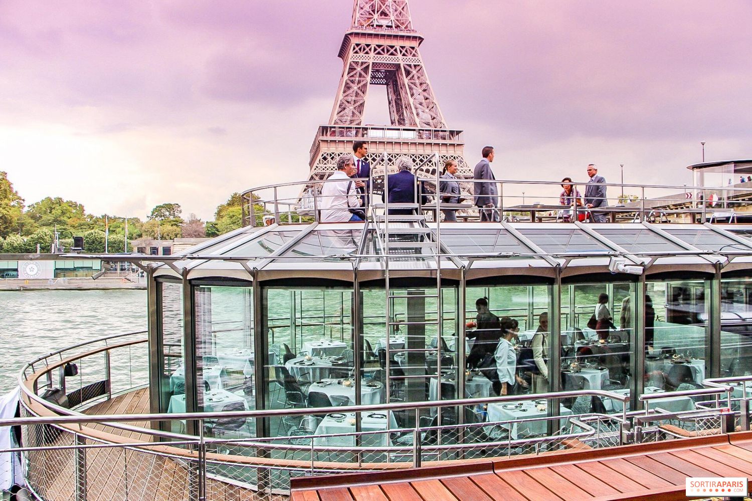 Ducasse Sur Seine restaurant paris