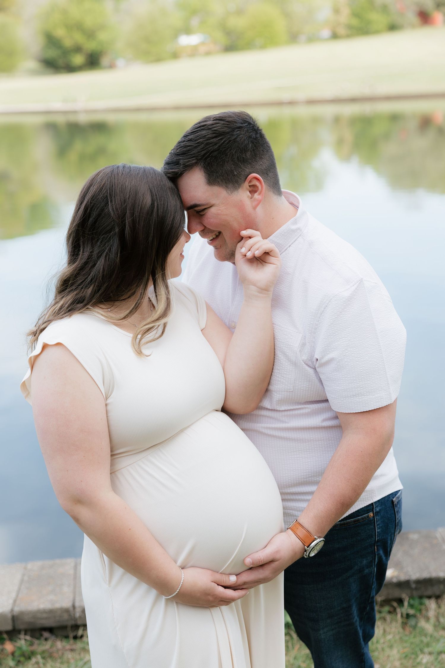 Maternity session captured in Richmond, Virginia.