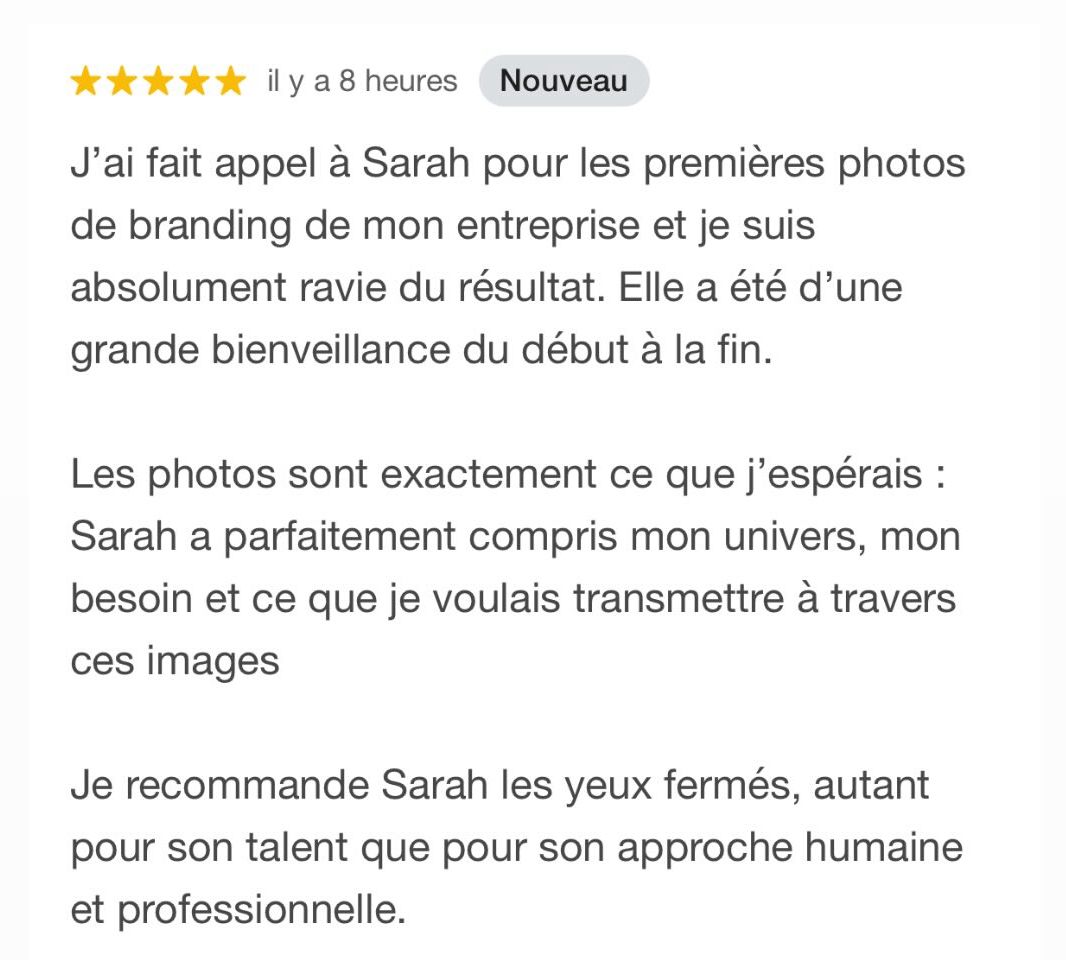 Five-star Google review praising Sarah's branding photography services, highlighting her professionalism and human approach.