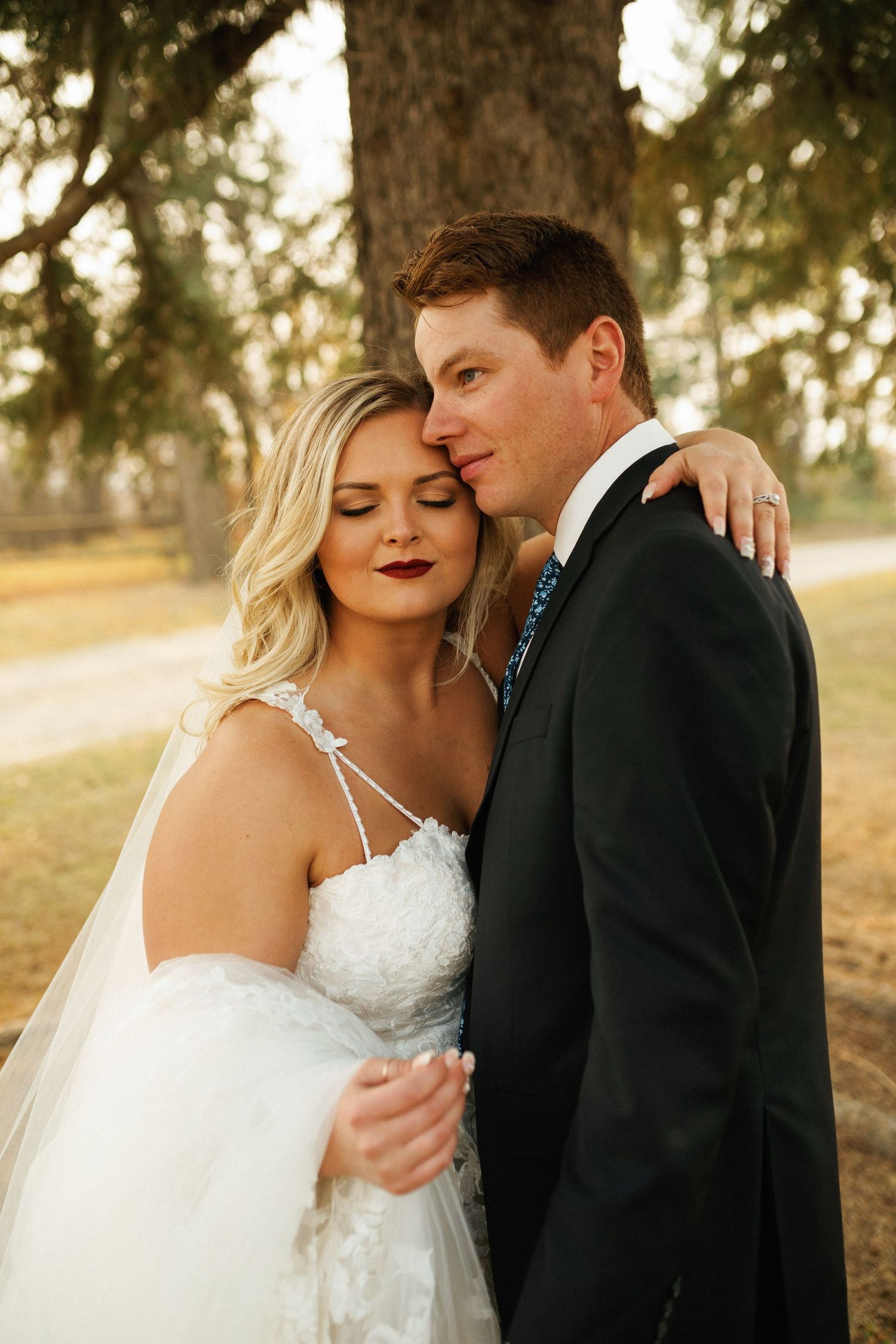 Wedding photographers & videographers in Saskatoon, Saskatchewan. Timeless, cinematic wedding photo & video that captures real moments.