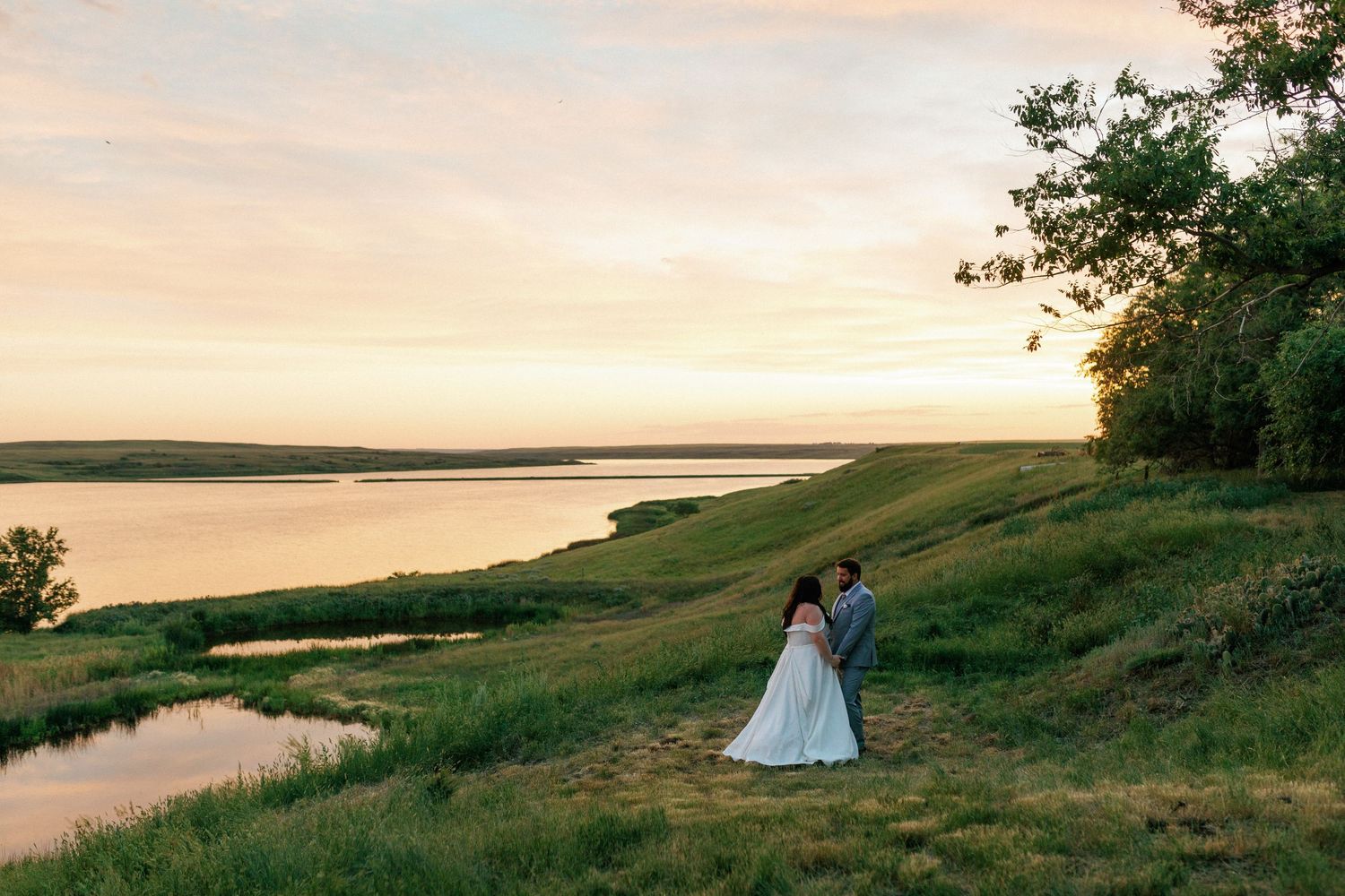 Saskatoon wedding photography and videography services