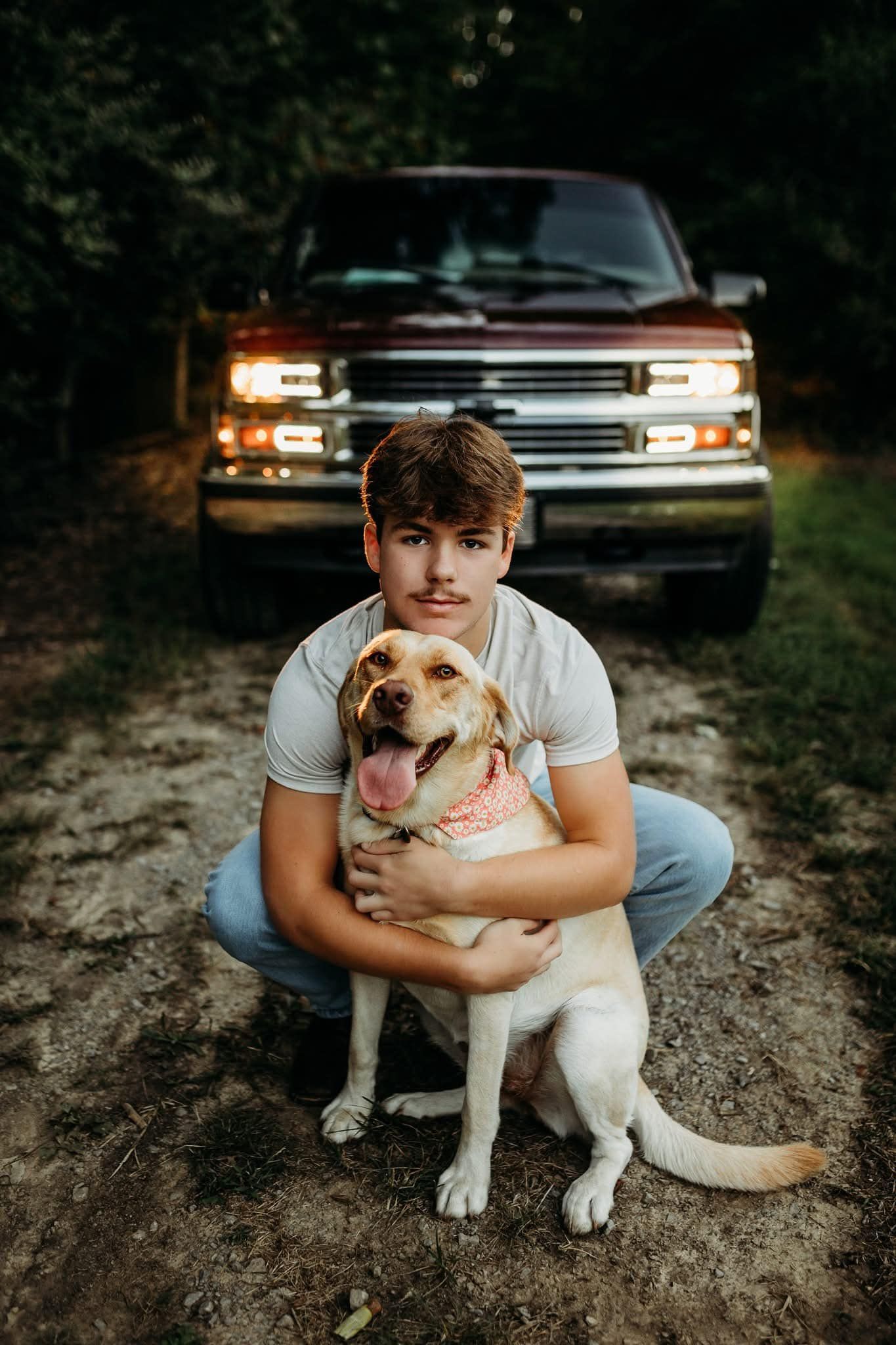 senior session with dog madisonville ky
