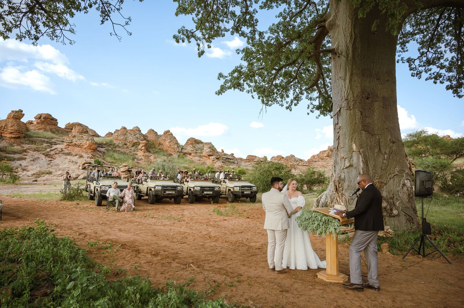 Mashatu game reserve, Tuli Safari Lodge, Botswana safari wedding by Safari wedding photographer wildflower photography