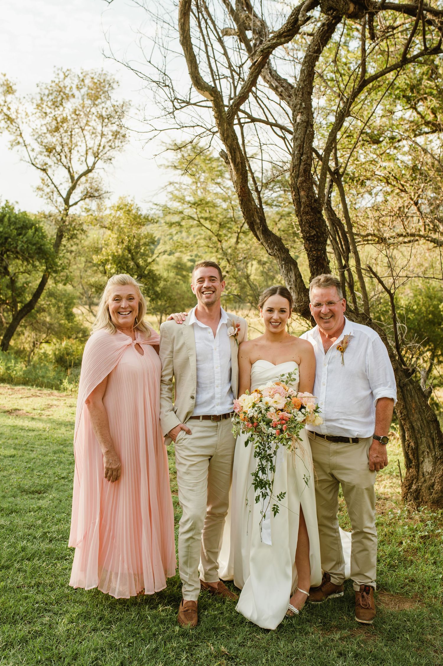 GRAEME & KIRSTY'S KUTHABA BUSH LODGE WEDDING BY SAFARI WEDDING PHOTOGRAPHER WILDFLOWER PHOTOGRAPHY