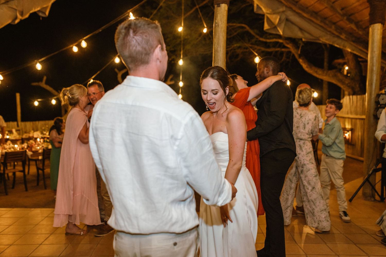 GRAEME & KIRSTY'S KUTHABA BUSH LODGE WEDDING BY SAFARI WEDDING PHOTOGRAPHER WILDFLOWER PHOTOGRAPHY