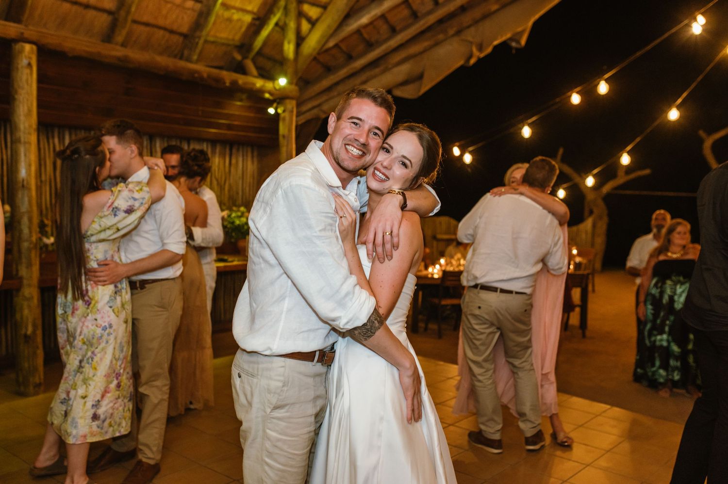 GRAEME & KIRSTY'S KUTHABA BUSH LODGE WEDDING BY SAFARI WEDDING PHOTOGRAPHER WILDFLOWER PHOTOGRAPHY