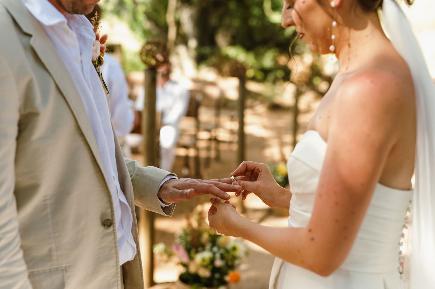 GRAEME & KIRSTY'S KUTHABA BUSH LODGE WEDDING BY SAFARI WEDDING PHOTOGRAPHER WILDFLOWER PHOTOGRAPHY