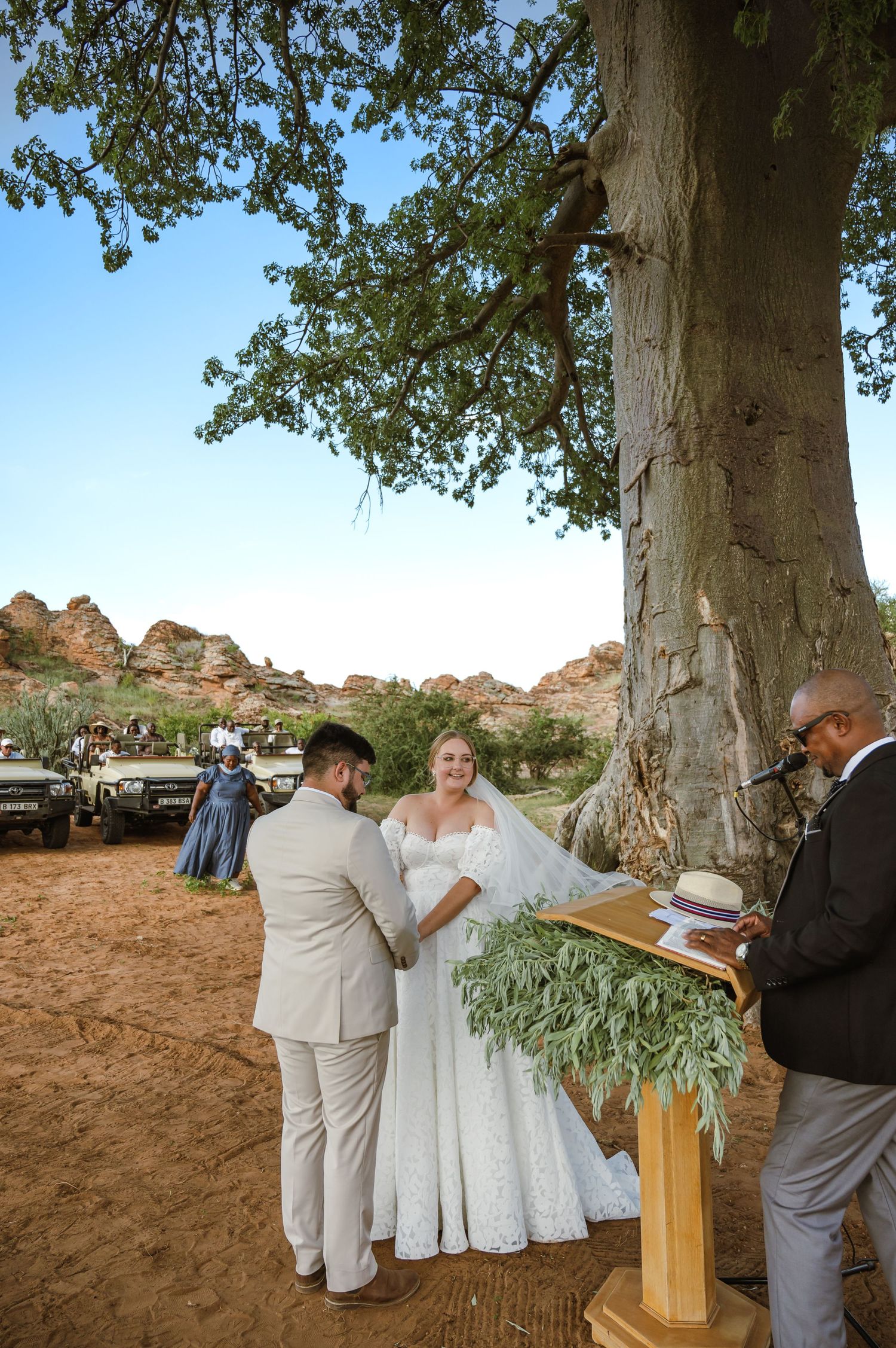 Mashatu game reserve, Tuli Safari Lodge, Botswana safari wedding by Safari wedding photographer wildflower photography