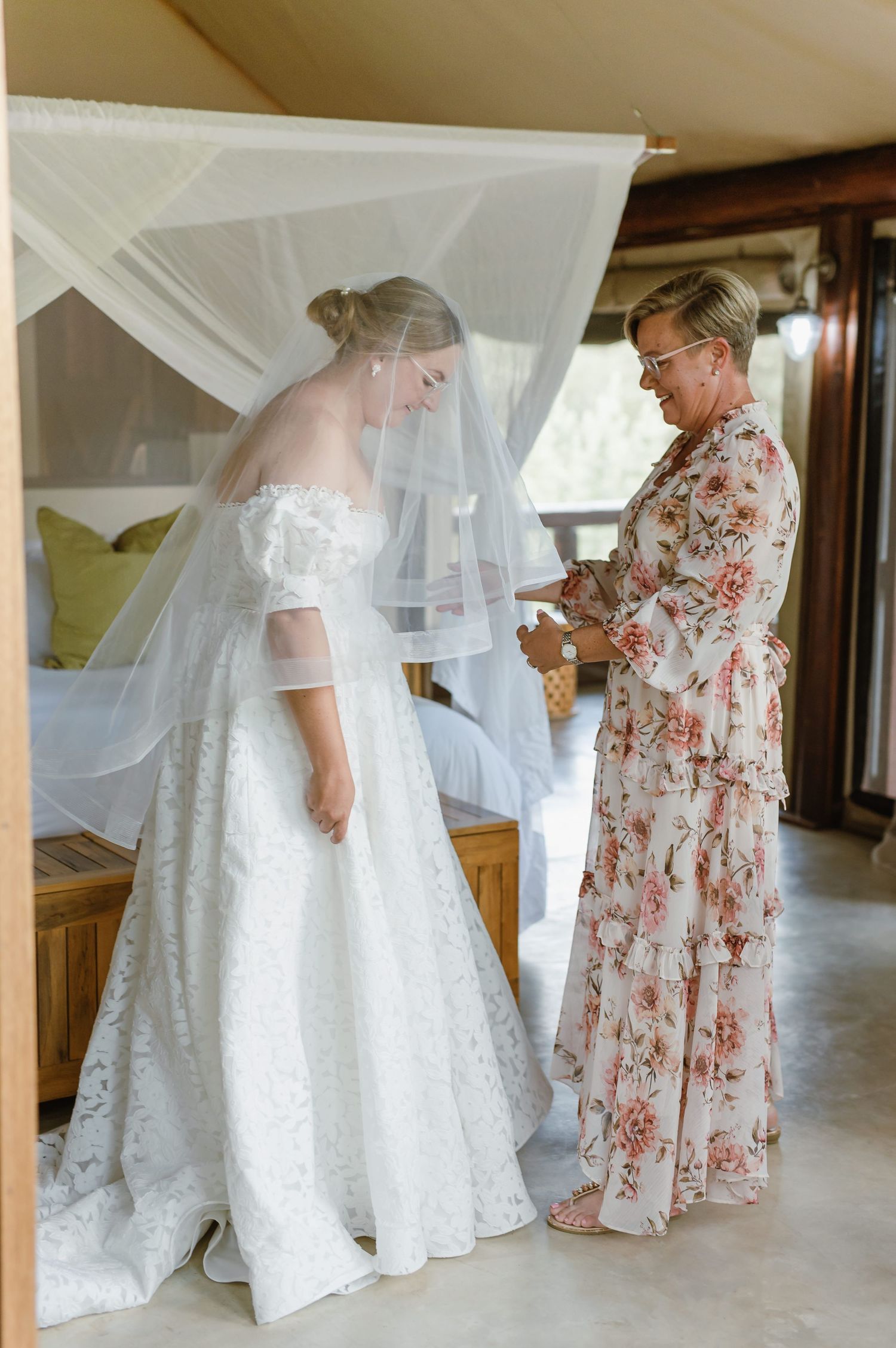 Mashatu game reserve, Tuli Safari Lodge, Botswana safari wedding by Safari wedding photographer wildflower photography
