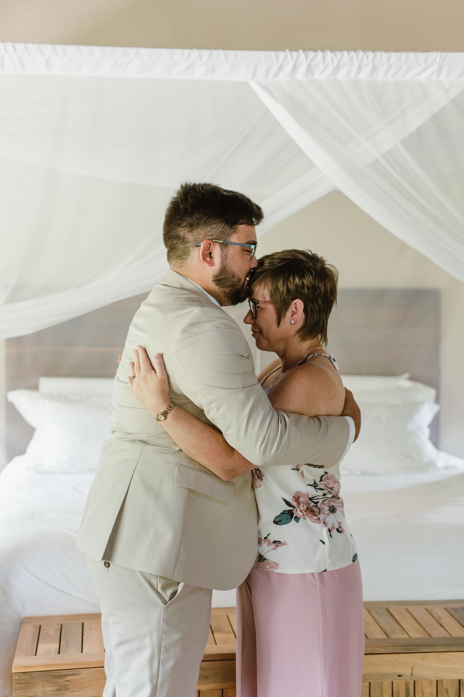 Mashatu game reserve, Tuli Safari Lodge, Botswana safari wedding by Safari wedding photographer wildflower photography