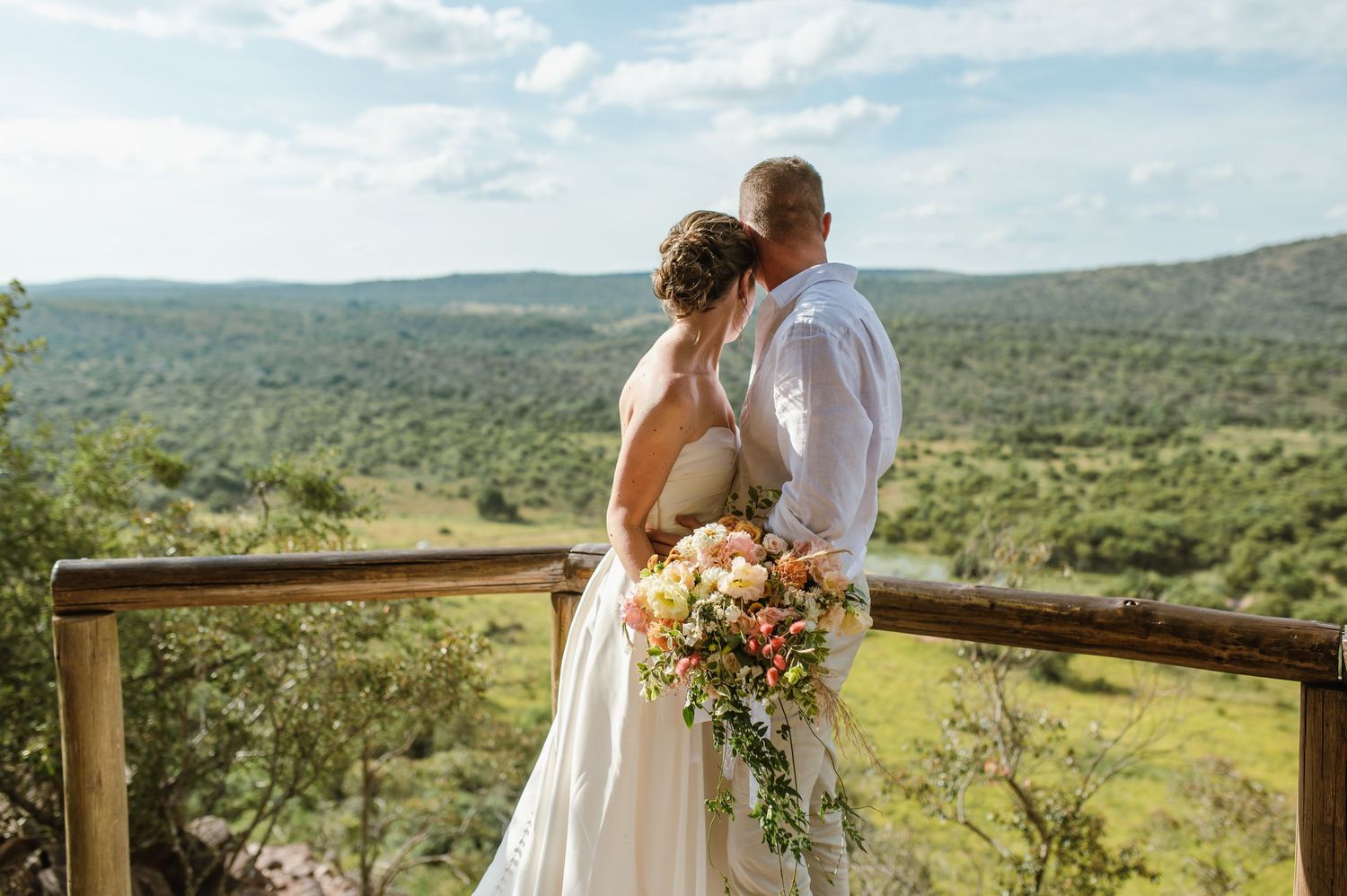 GRAEME & KIRSTY'S KUTHABA BUSH LODGE WEDDING BY SAFARI WEDDING PHOTOGRAPHER WILDFLOWER PHOTOGRAPHY