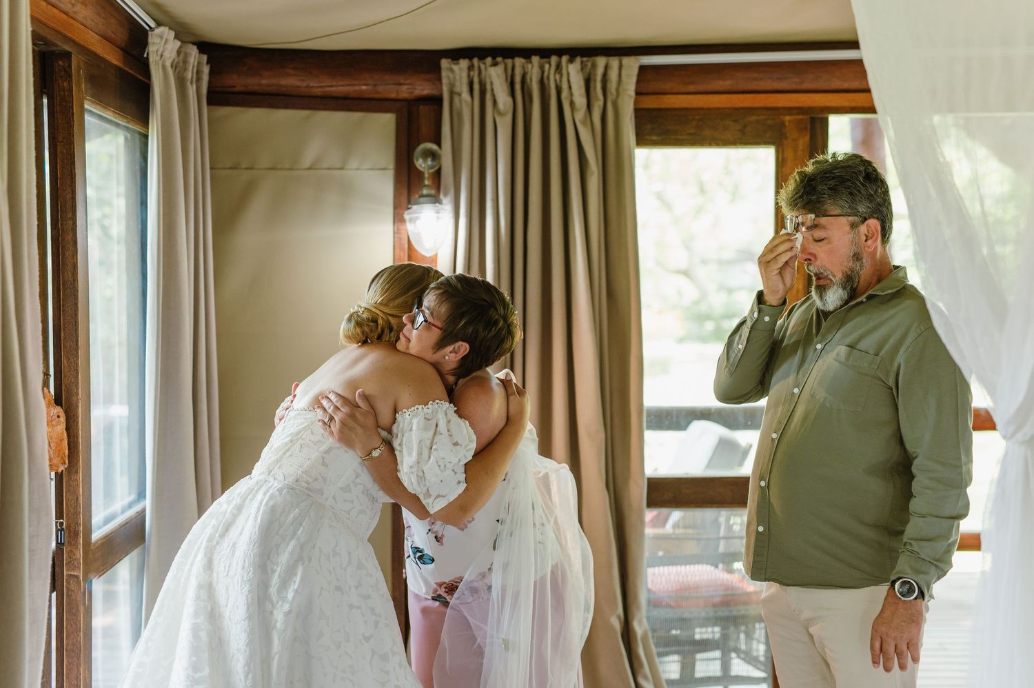 Mashatu game reserve, Tuli Safari Lodge, Botswana safari wedding by Safari wedding photographer wildflower photography