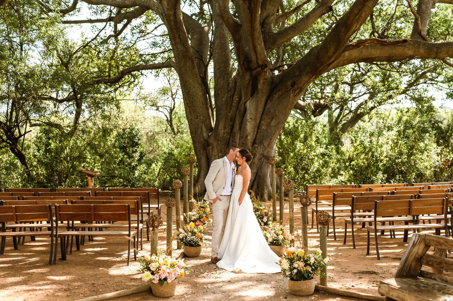 GRAEME & KIRSTY'S KUTHABA BUSH LODGE WEDDING BY SAFARI WEDDING PHOTOGRAPHER WILDFLOWER PHOTOGRAPHY