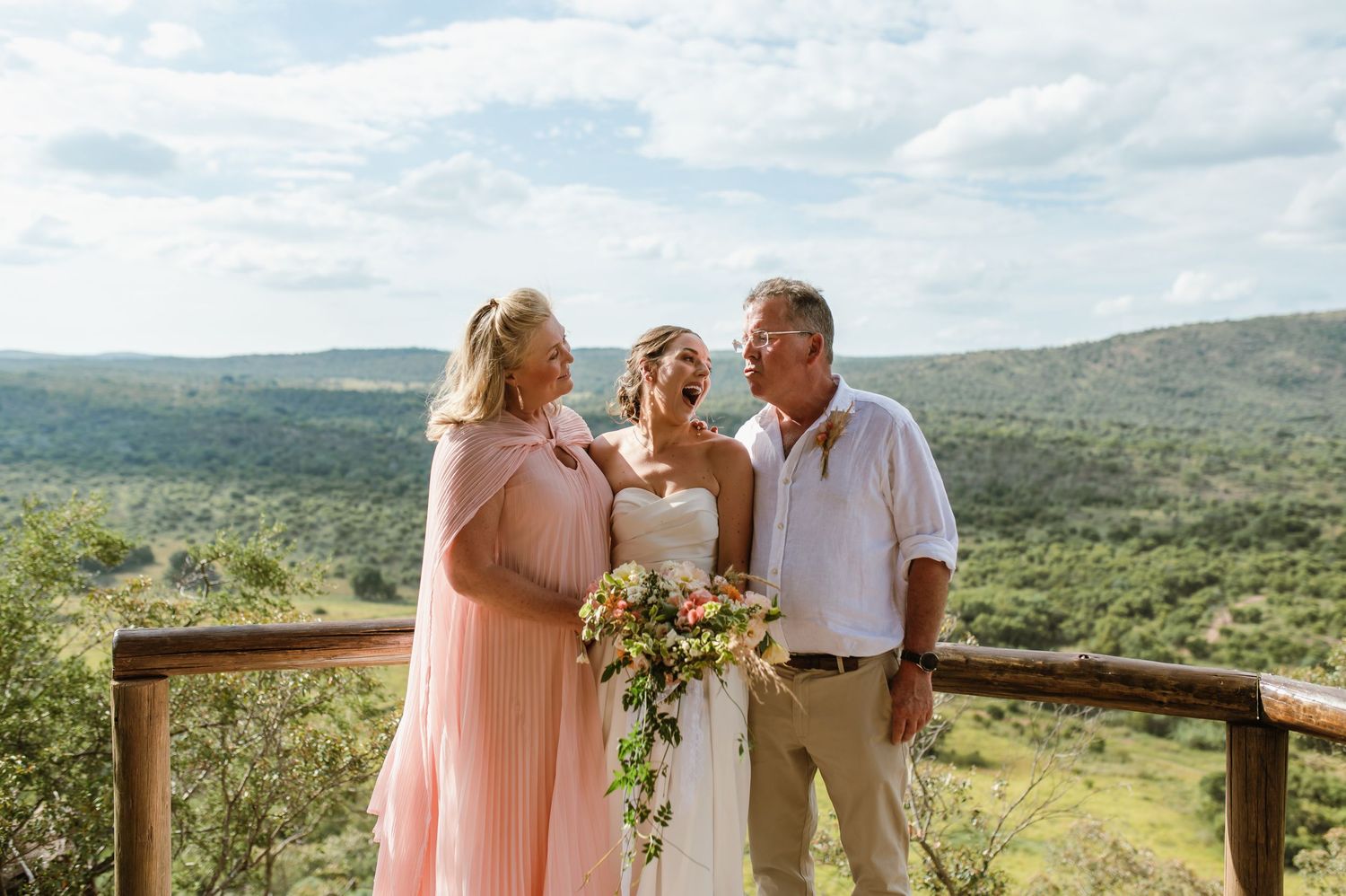 GRAEME & KIRSTY'S KUTHABA BUSH LODGE WEDDING BY SAFARI WEDDING PHOTOGRAPHER WILDFLOWER PHOTOGRAPHY
