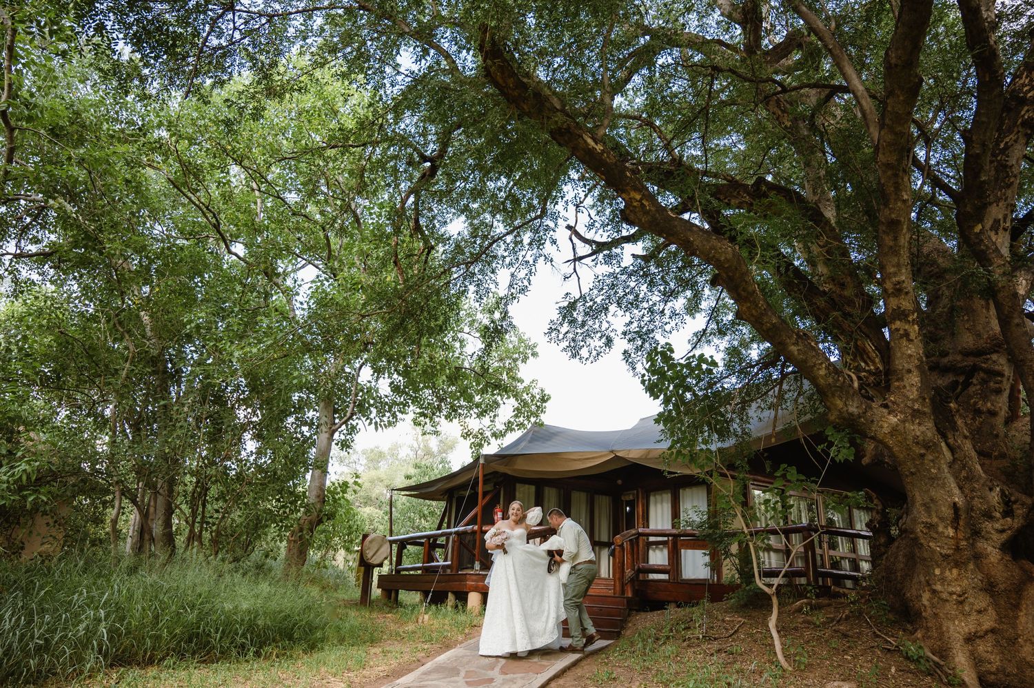 Mashatu game reserve, Tuli Safari Lodge, Botswana safari wedding by Safari wedding photographer wildflower photography