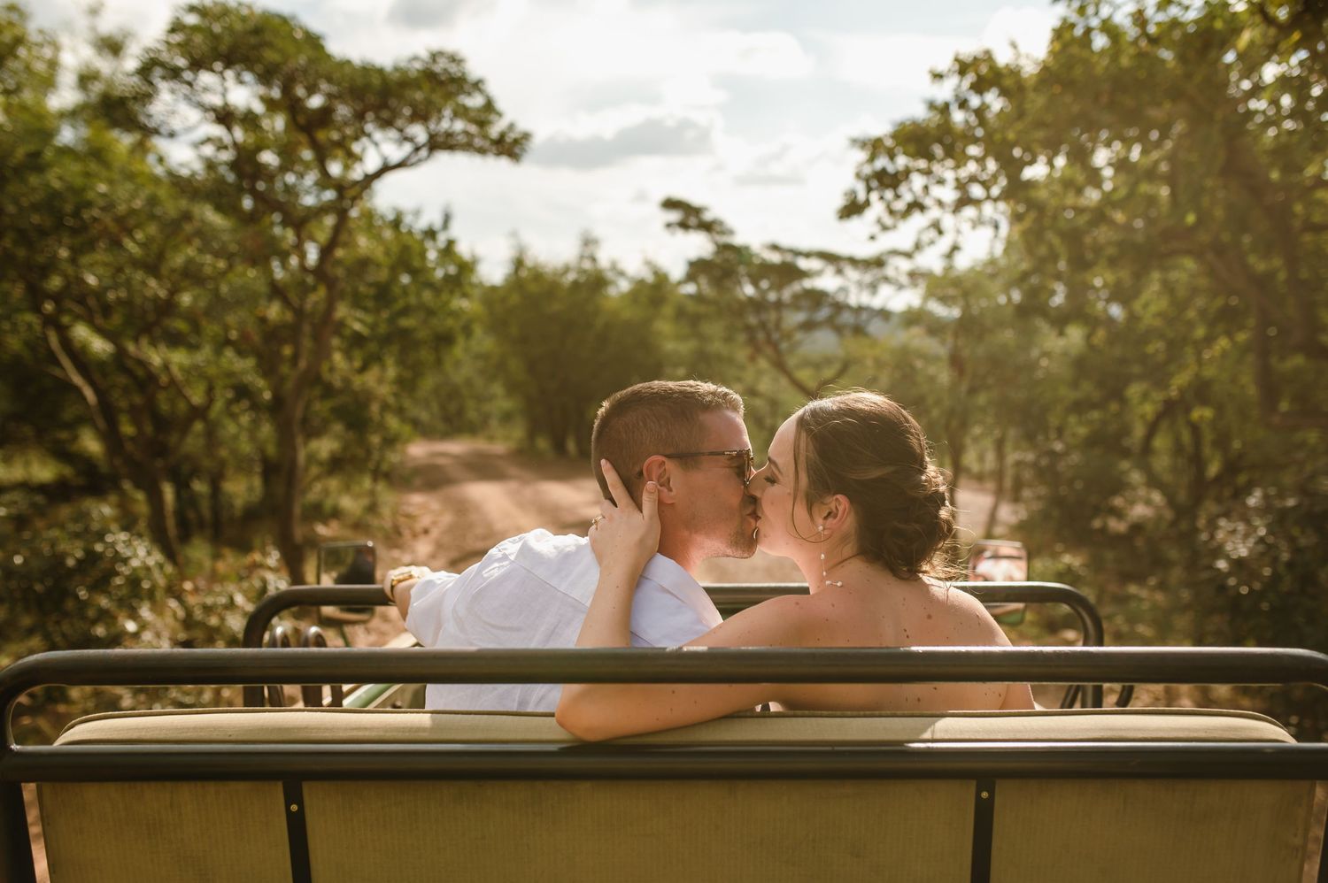 GRAEME & KIRSTY'S KUTHABA BUSH LODGE WEDDING BY SAFARI WEDDING PHOTOGRAPHER WILDFLOWER PHOTOGRAPHY