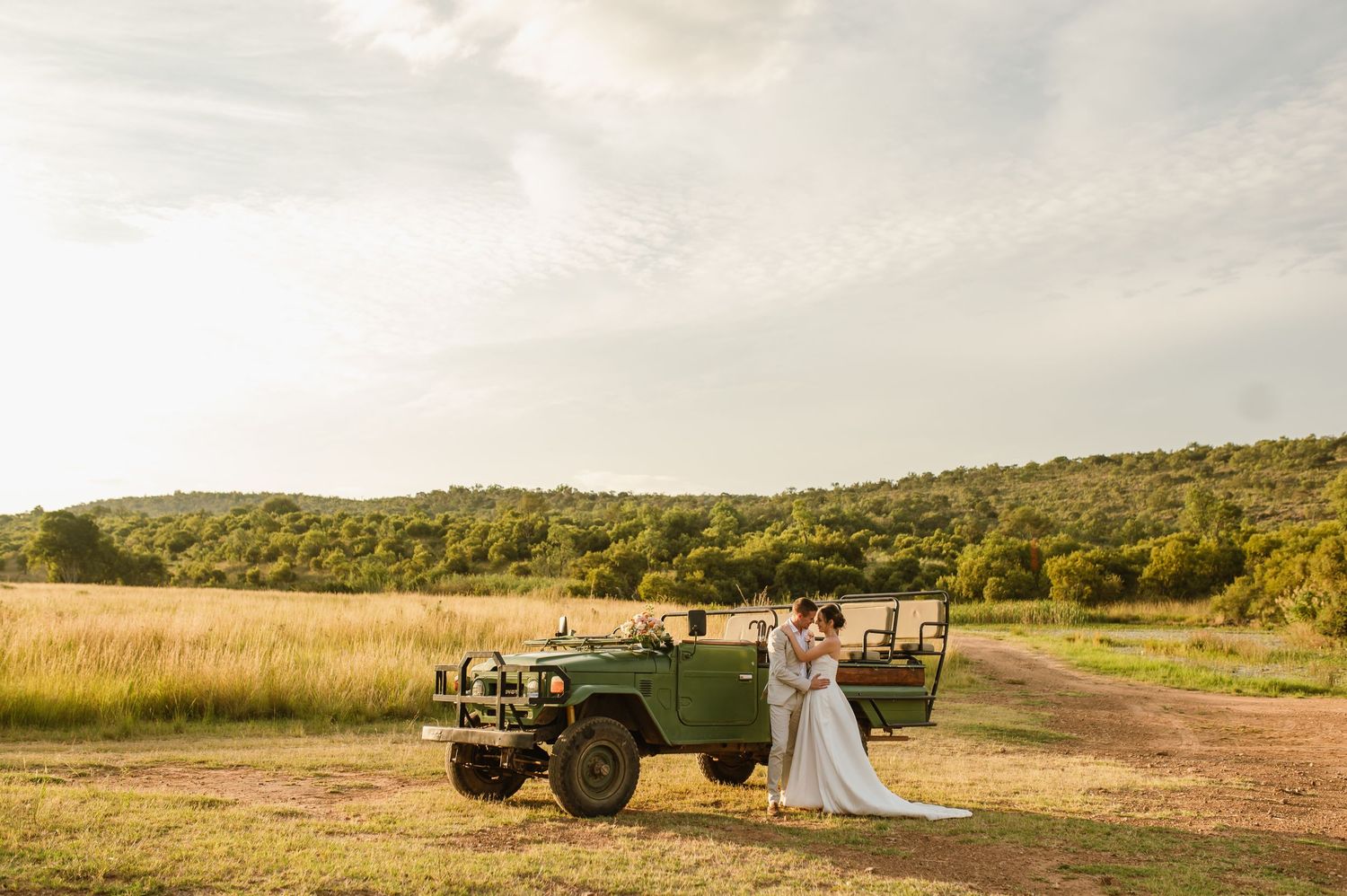 GRAEME & KIRSTY'S KUTHABA BUSH LODGE WEDDING BY SAFARI WEDDING PHOTOGRAPHER WILDFLOWER PHOTOGRAPHY