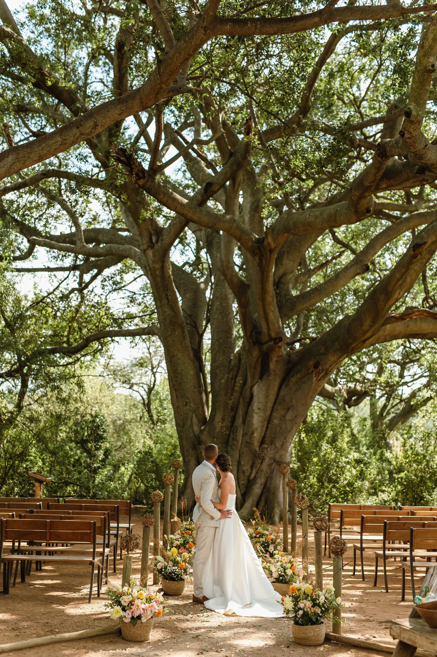 GRAEME & KIRSTY'S KUTHABA BUSH LODGE WEDDING BY SAFARI WEDDING PHOTOGRAPHER WILDFLOWER PHOTOGRAPHY