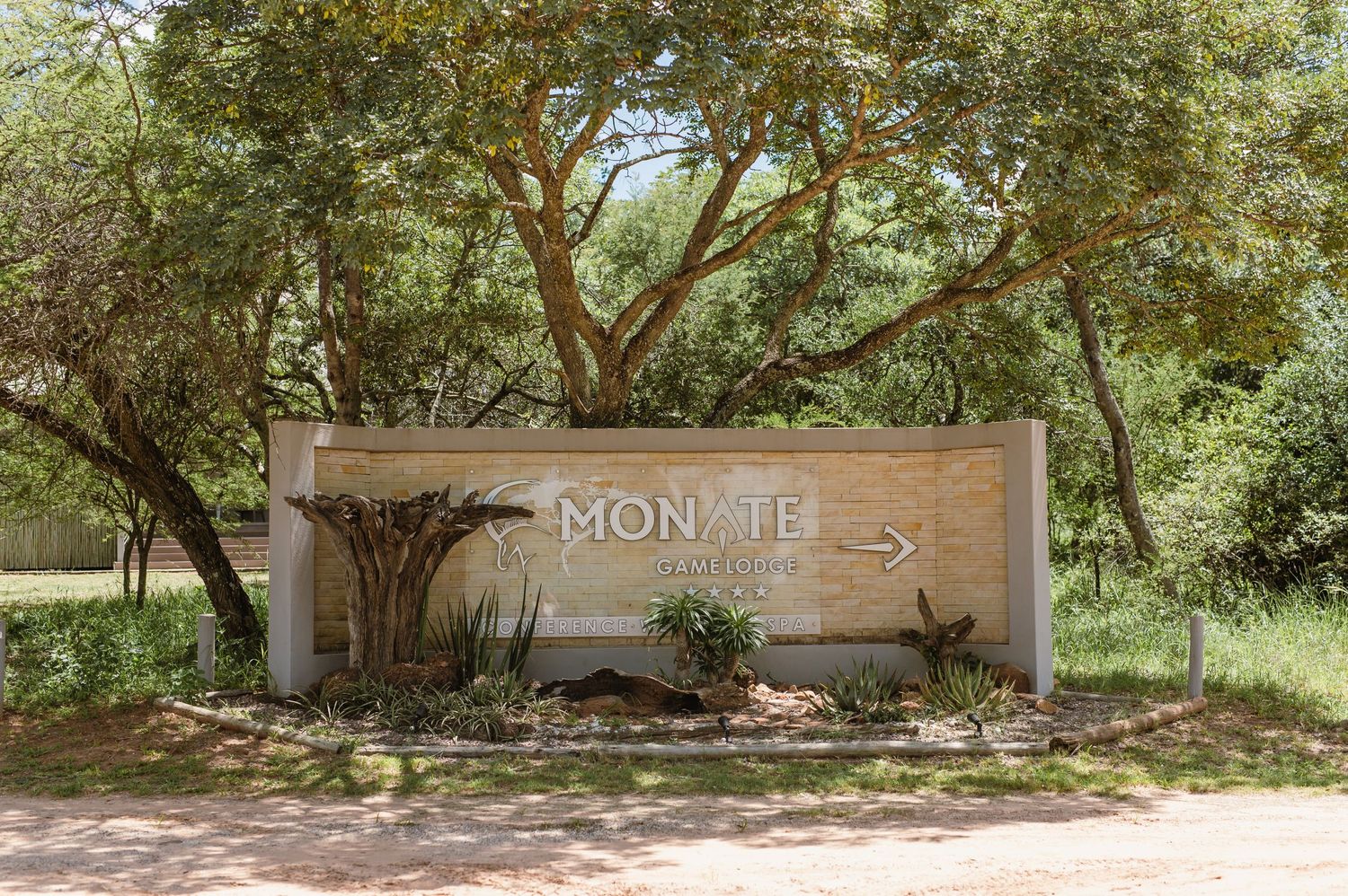 Monate Game Lodge wedding by Safari Wedding Photographer Wildflower Photography
