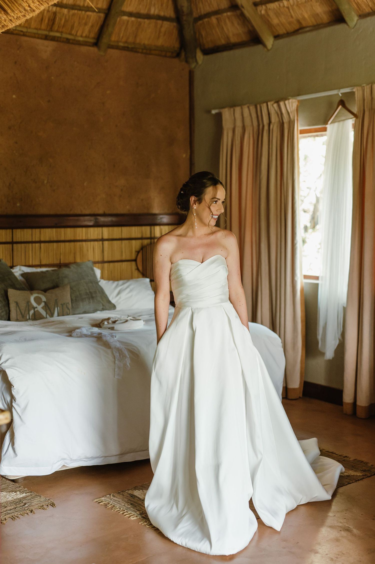 GRAEME & KIRSTY'S KUTHABA BUSH LODGE WEDDING BY SAFARI WEDDING PHOTOGRAPHER WILDFLOWER PHOTOGRAPHY