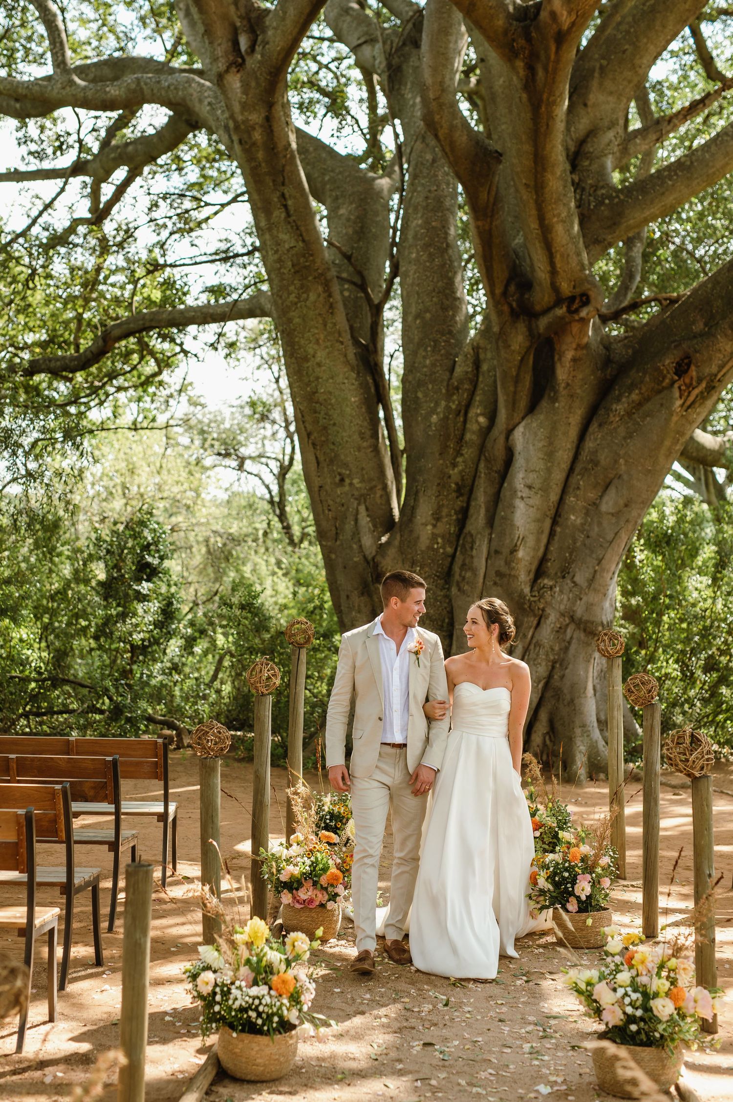 GRAEME & KIRSTY'S KUTHABA BUSH LODGE WEDDING BY SAFARI WEDDING PHOTOGRAPHER WILDFLOWER PHOTOGRAPHY