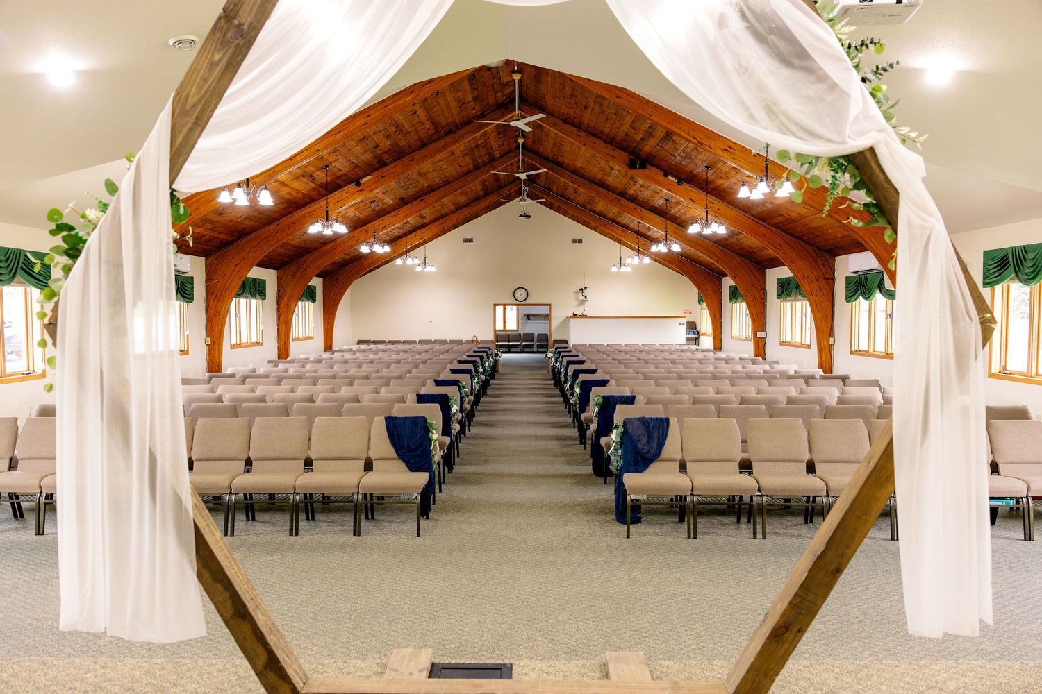 upper peninsula of michigan Escanaba wedding photographer