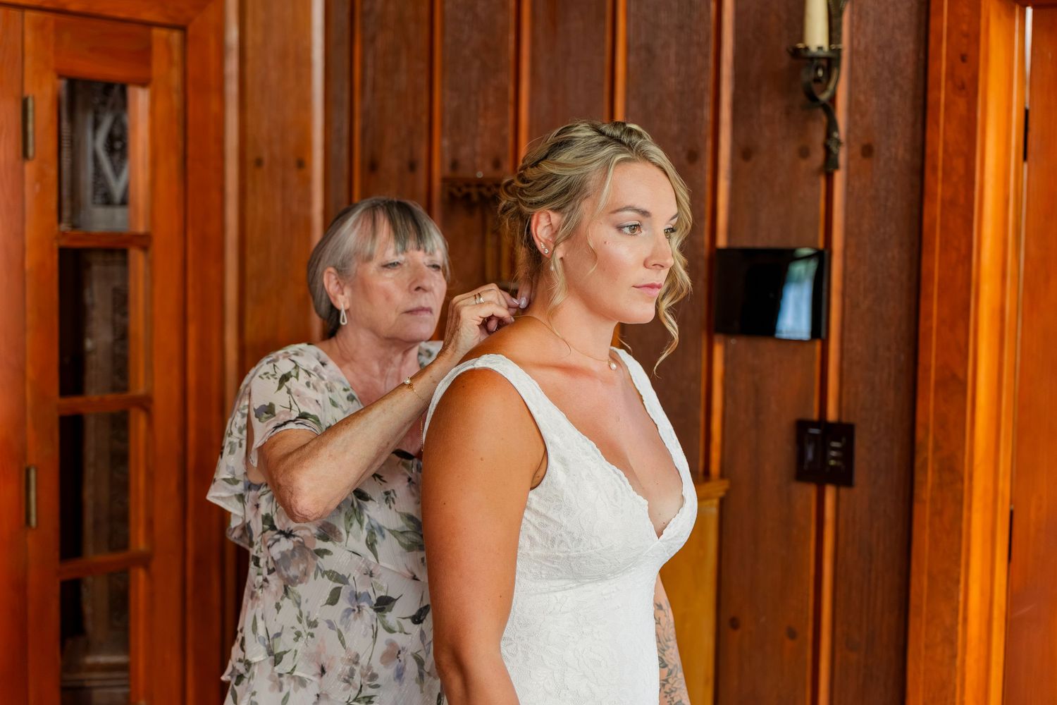Indian Point Manor Eagle River Wisconsin Wedding