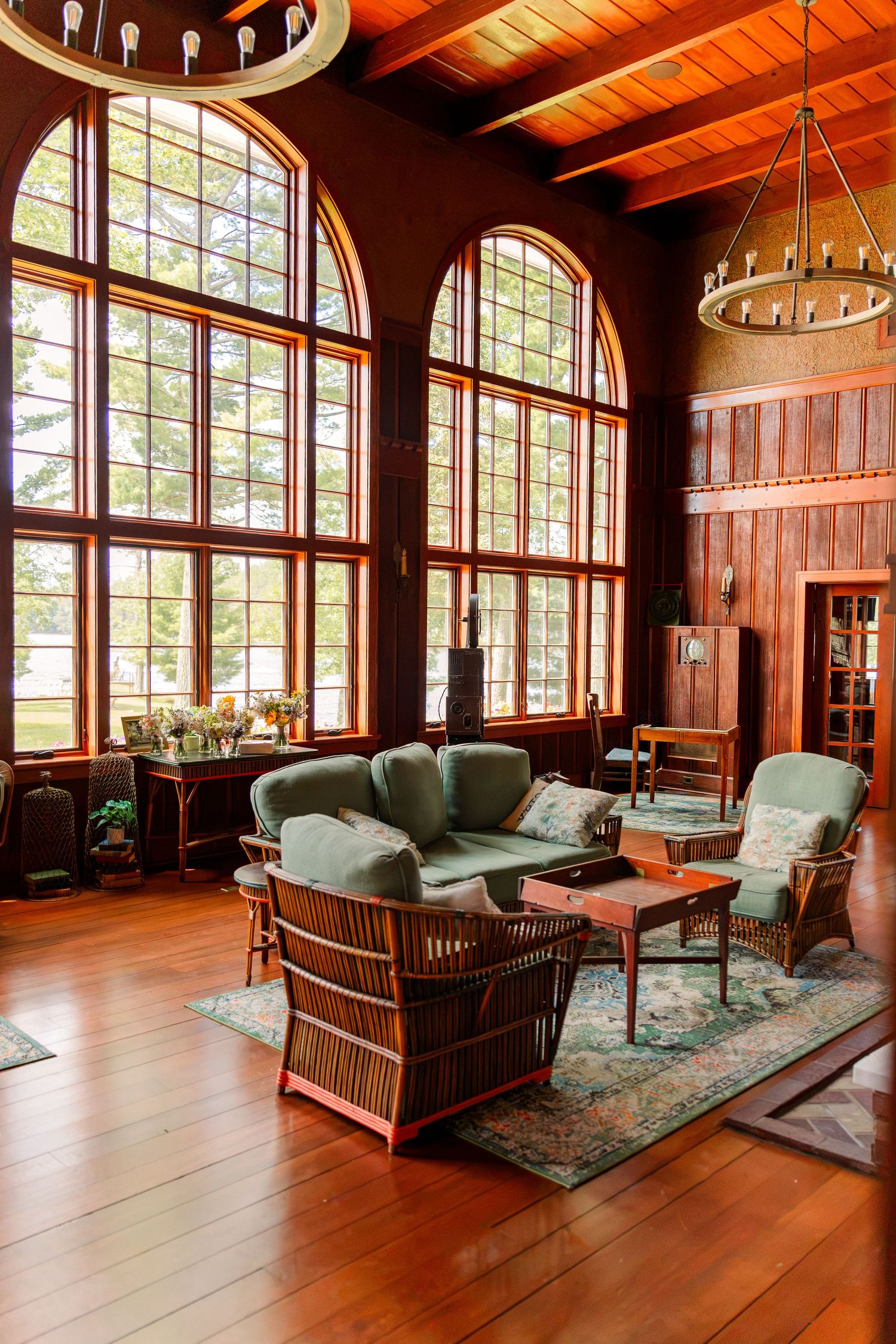 Indian Point Manor Eagle River Wisconsin Wedding