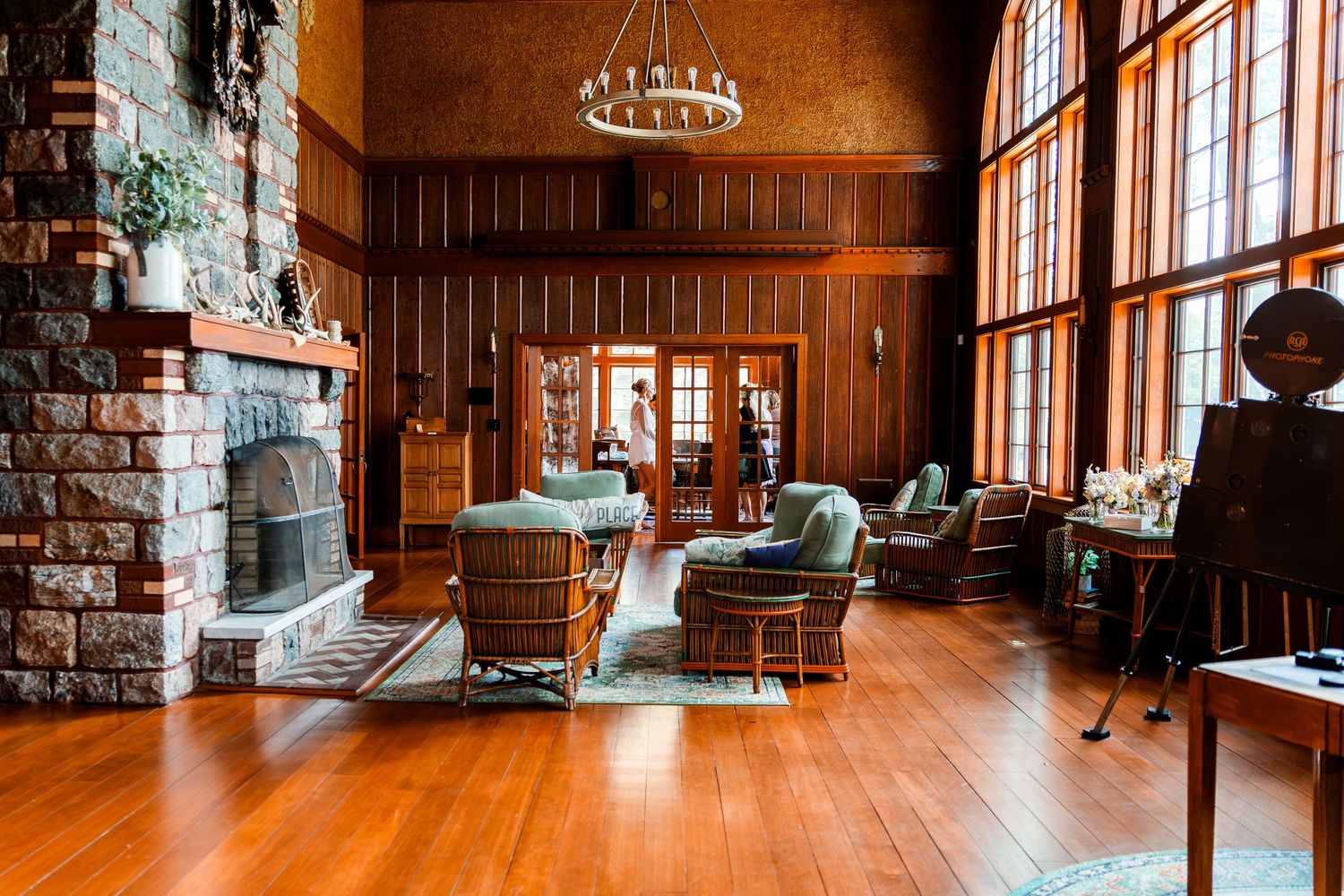 Indian Point Manor Eagle River Wisconsin Wedding