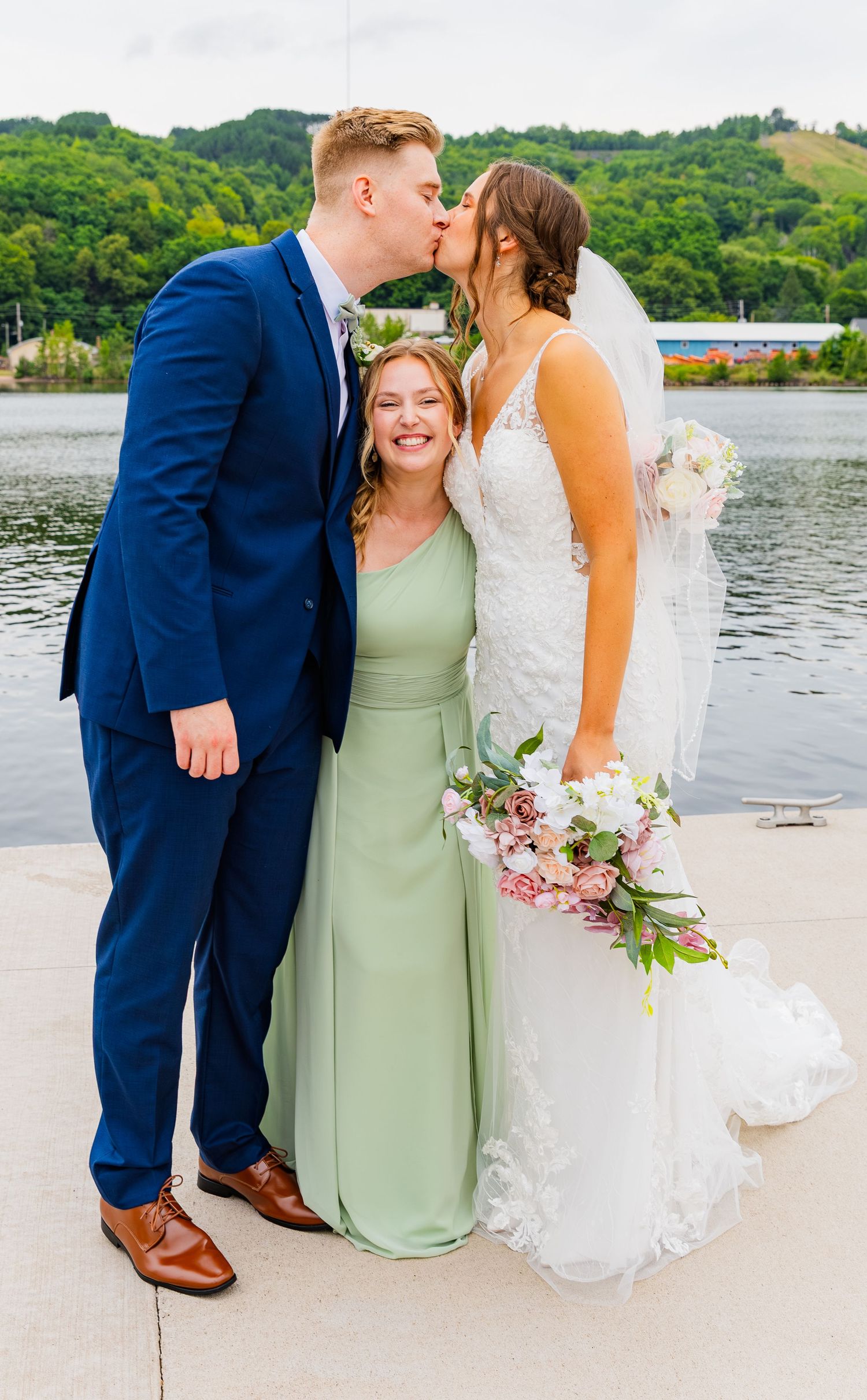 houghton michigan wedding photographer