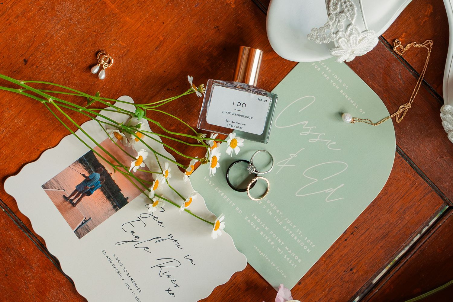 Indian Point Manor Eagle River Wisconsin Wedding