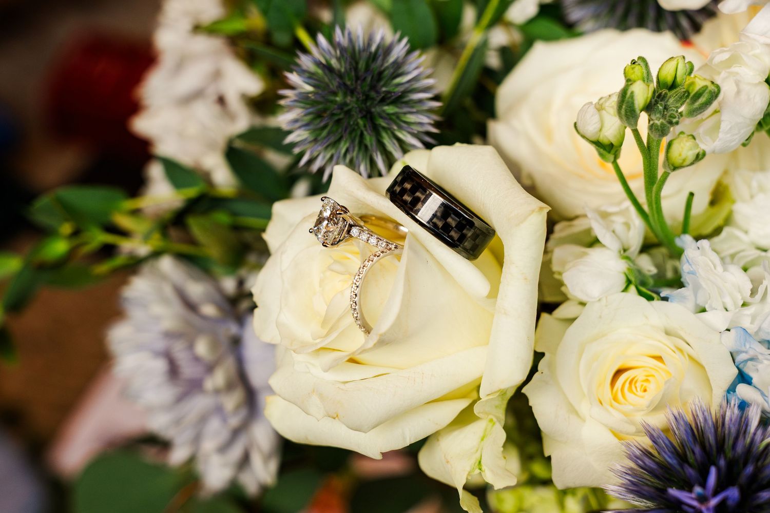 upper peninsula of michigan Escanaba wedding photographer