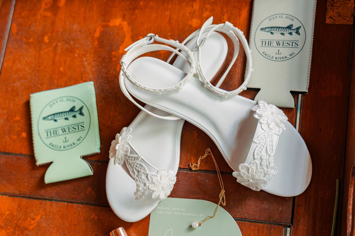 Indian Point Manor Eagle River Wisconsin Wedding
