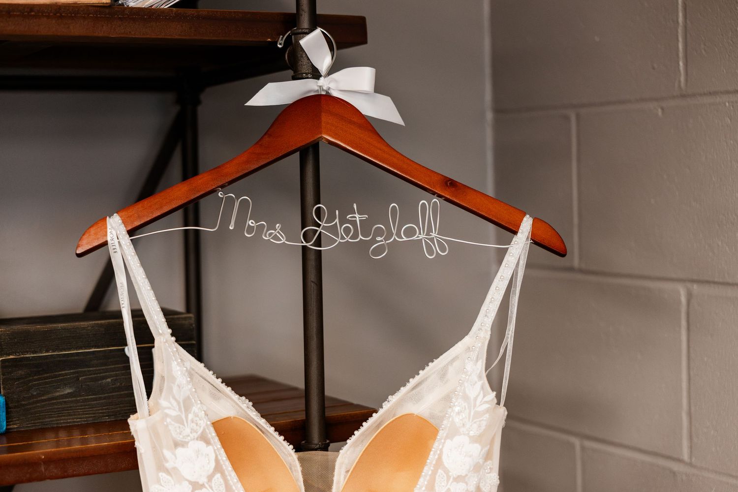 upper peninsula of michigan Escanaba wedding photographer
